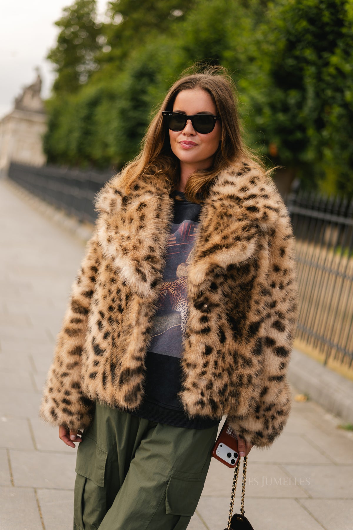 LarrieSW faux fur leopard jacket