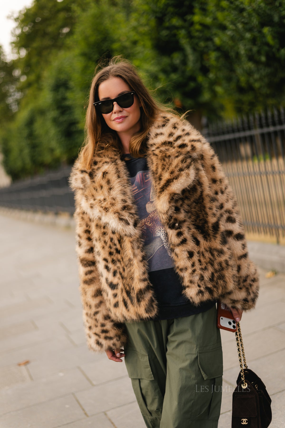 LarrieSW faux fur leopard jacket