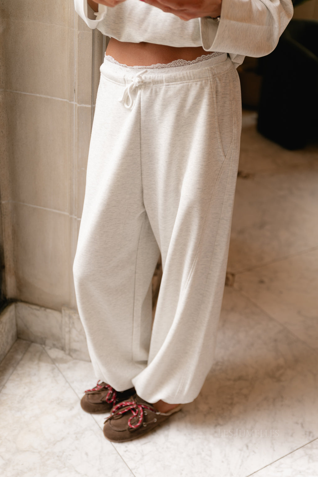 Everly lace trimmed sweatpants light grey melange