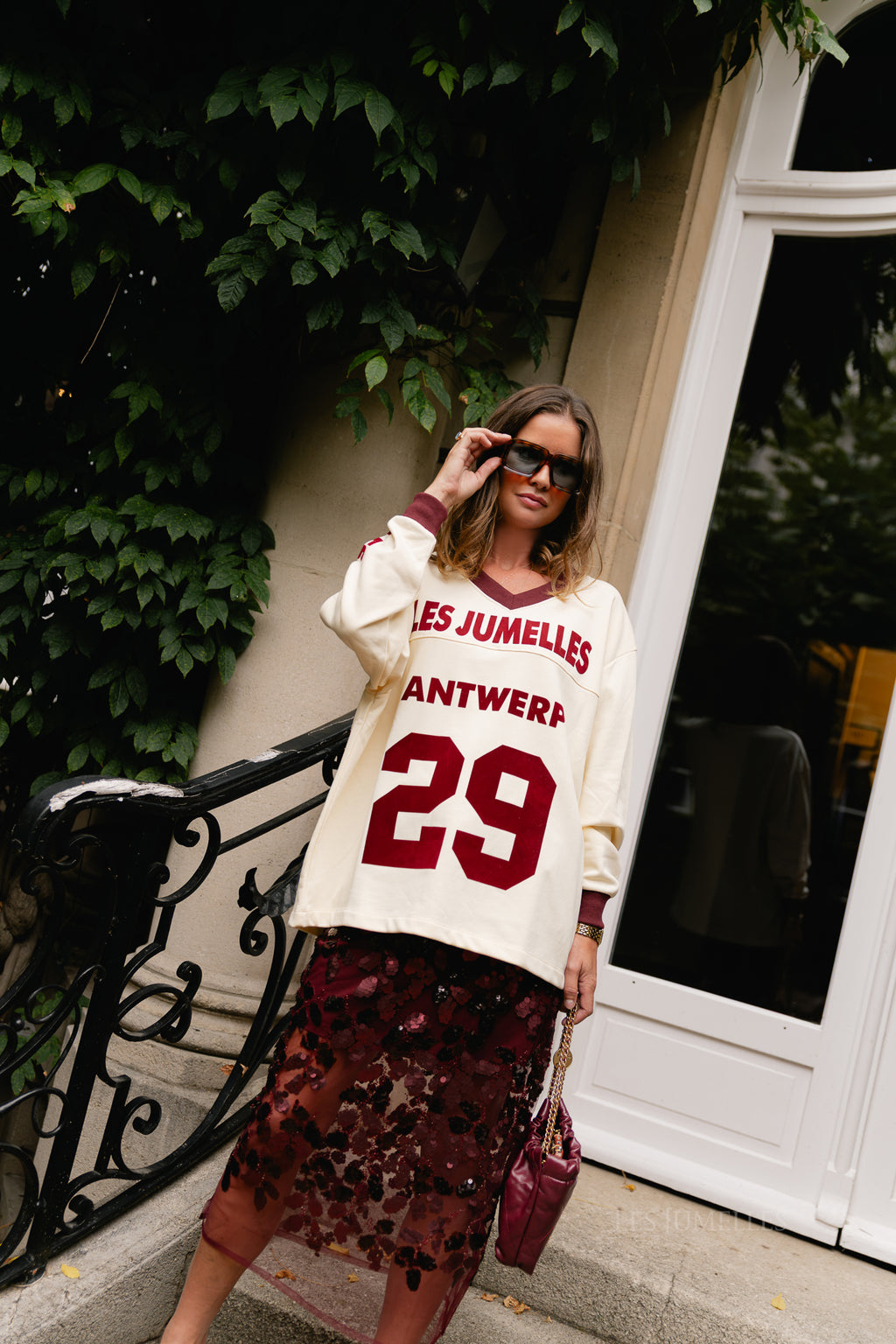 Les Jumelles varsity sweatshirt butter yellow/burgundy