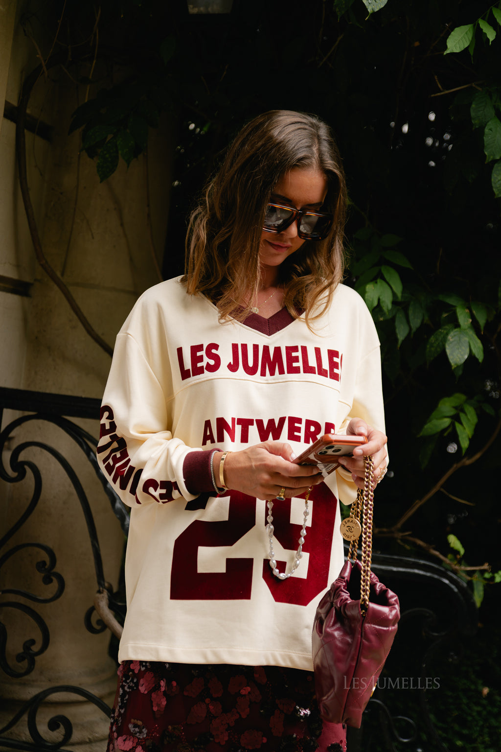 Les Jumelles varsity sweatshirt butter yellow/burgundy