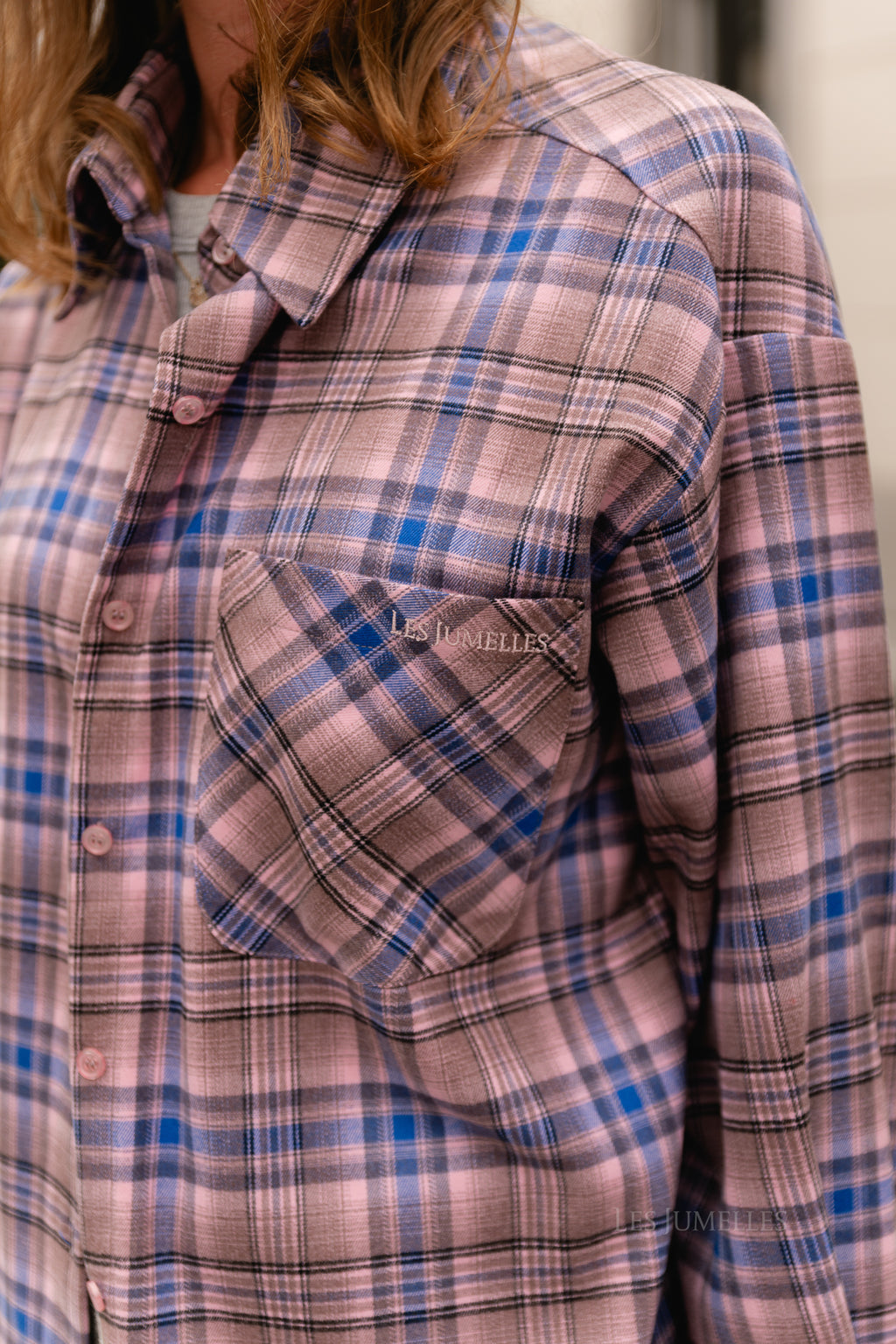 Kaia oversized check shirt royal blue/pink