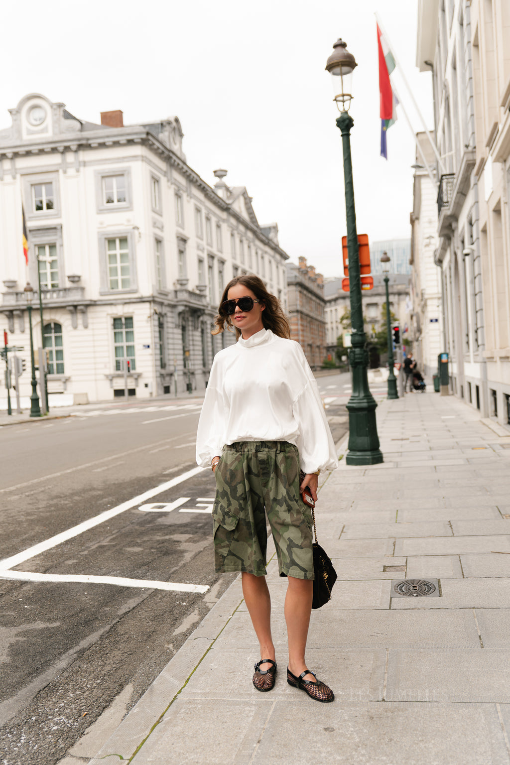 AmberSW satin blouse off white