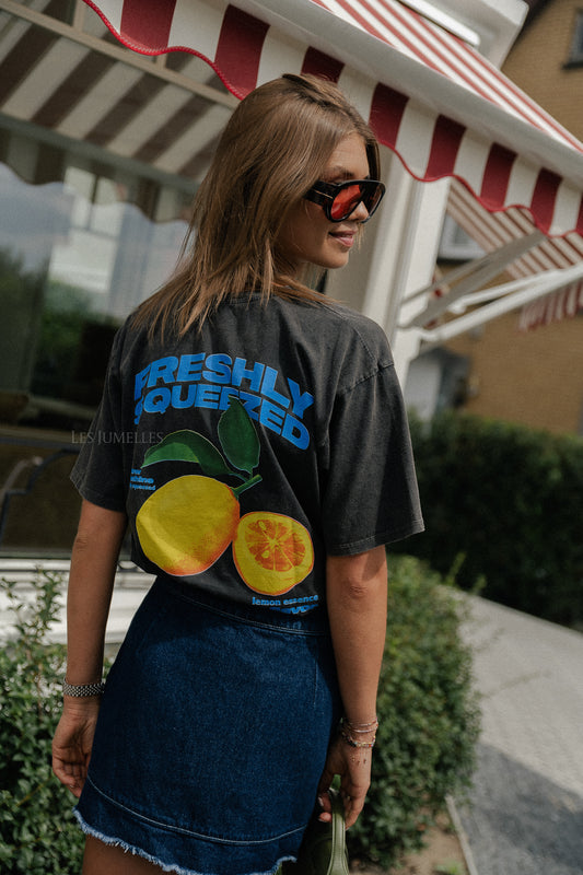 Les Jumelles T-shirt citron délavé noir