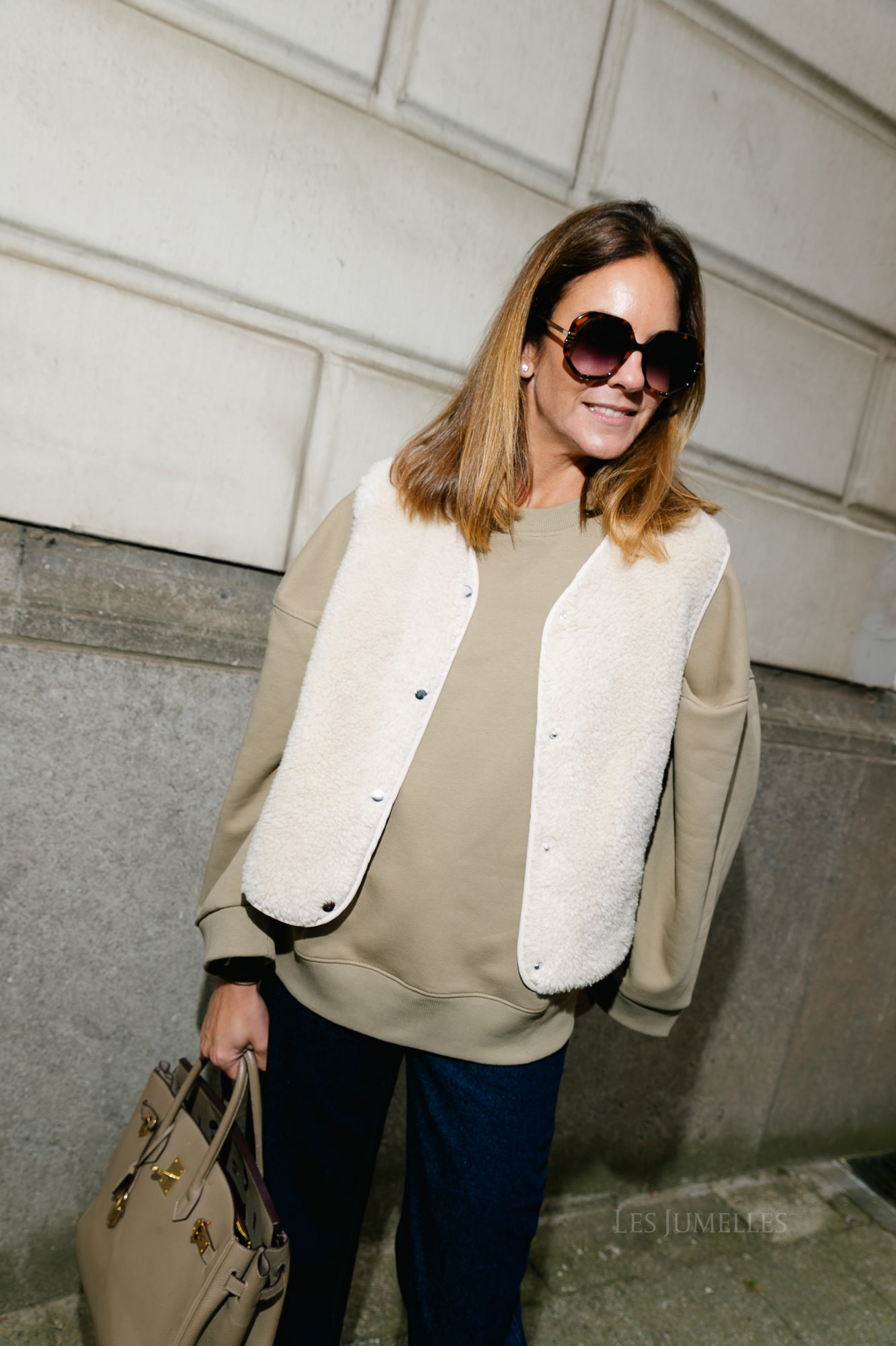 OBJElla new waistcoat sandshell