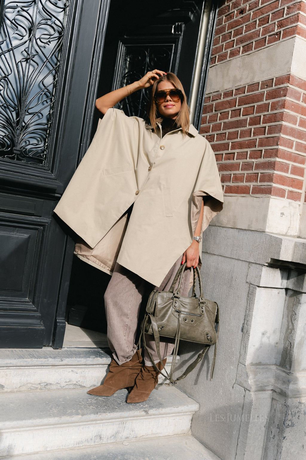 Dottie cape beige