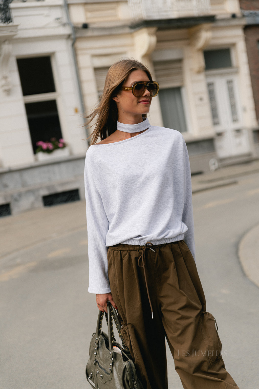 Ava LS open shoulder sweatshirt light grey melange