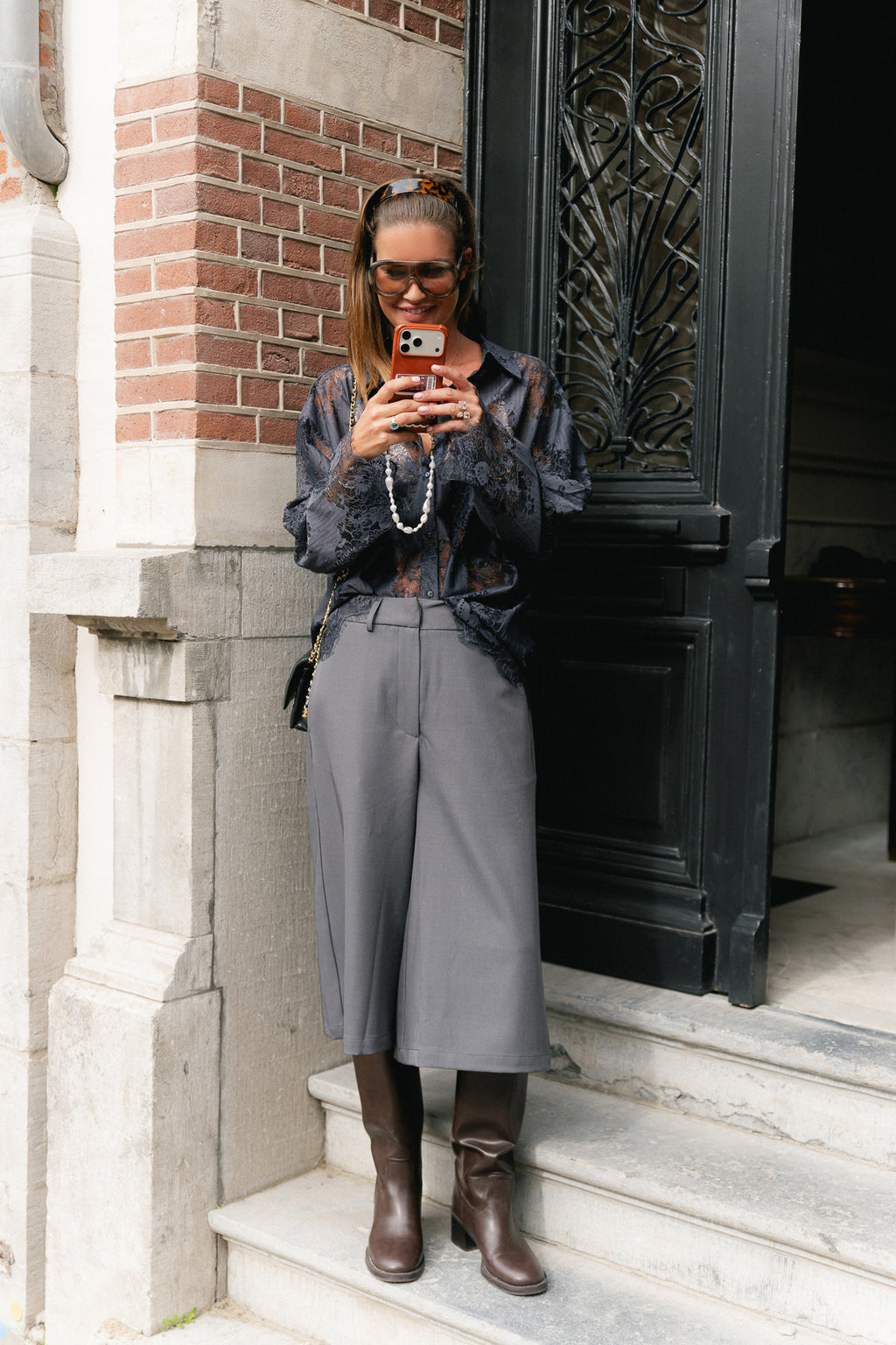 Nora jorts dark grey