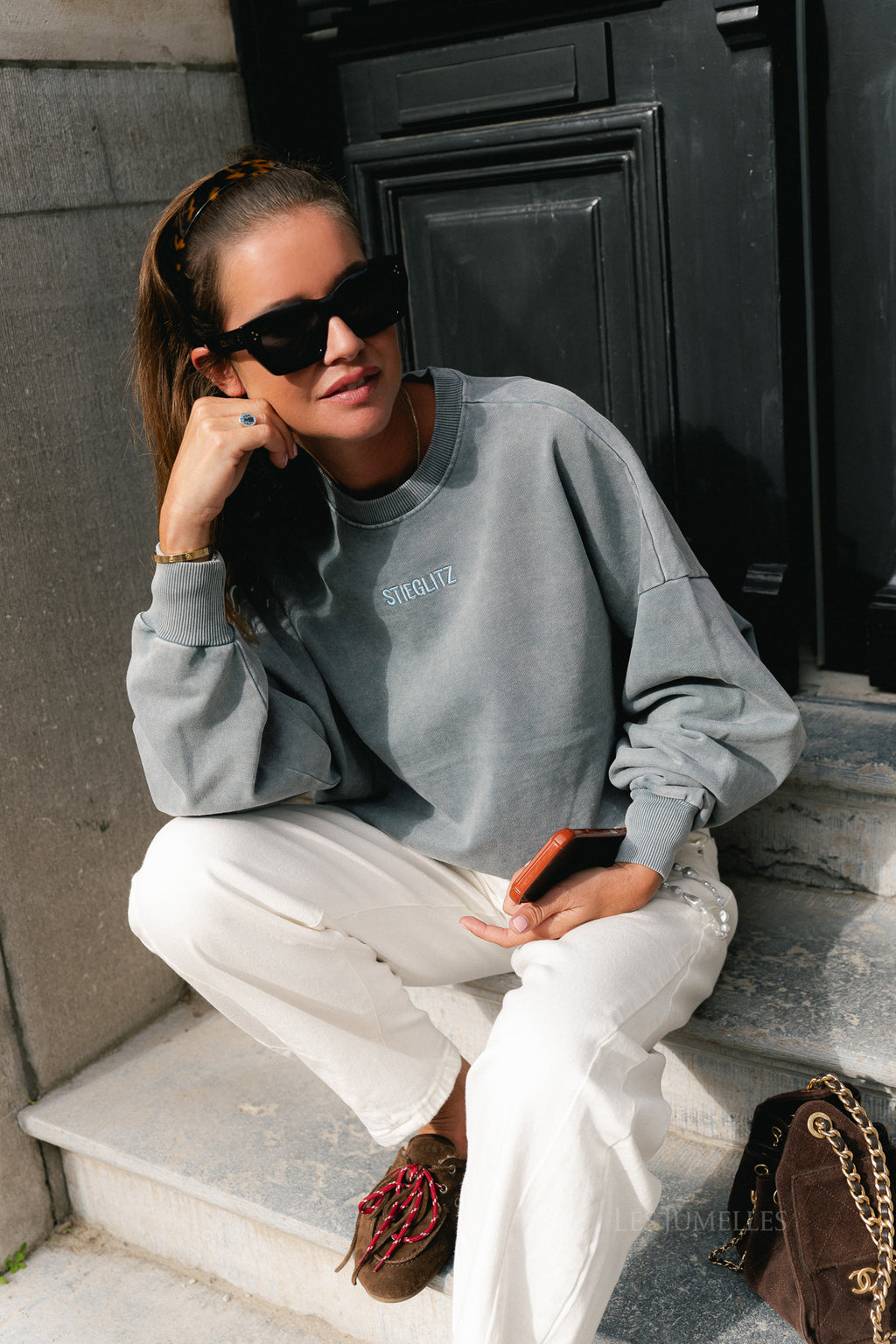 Basic worn-out sweater grey