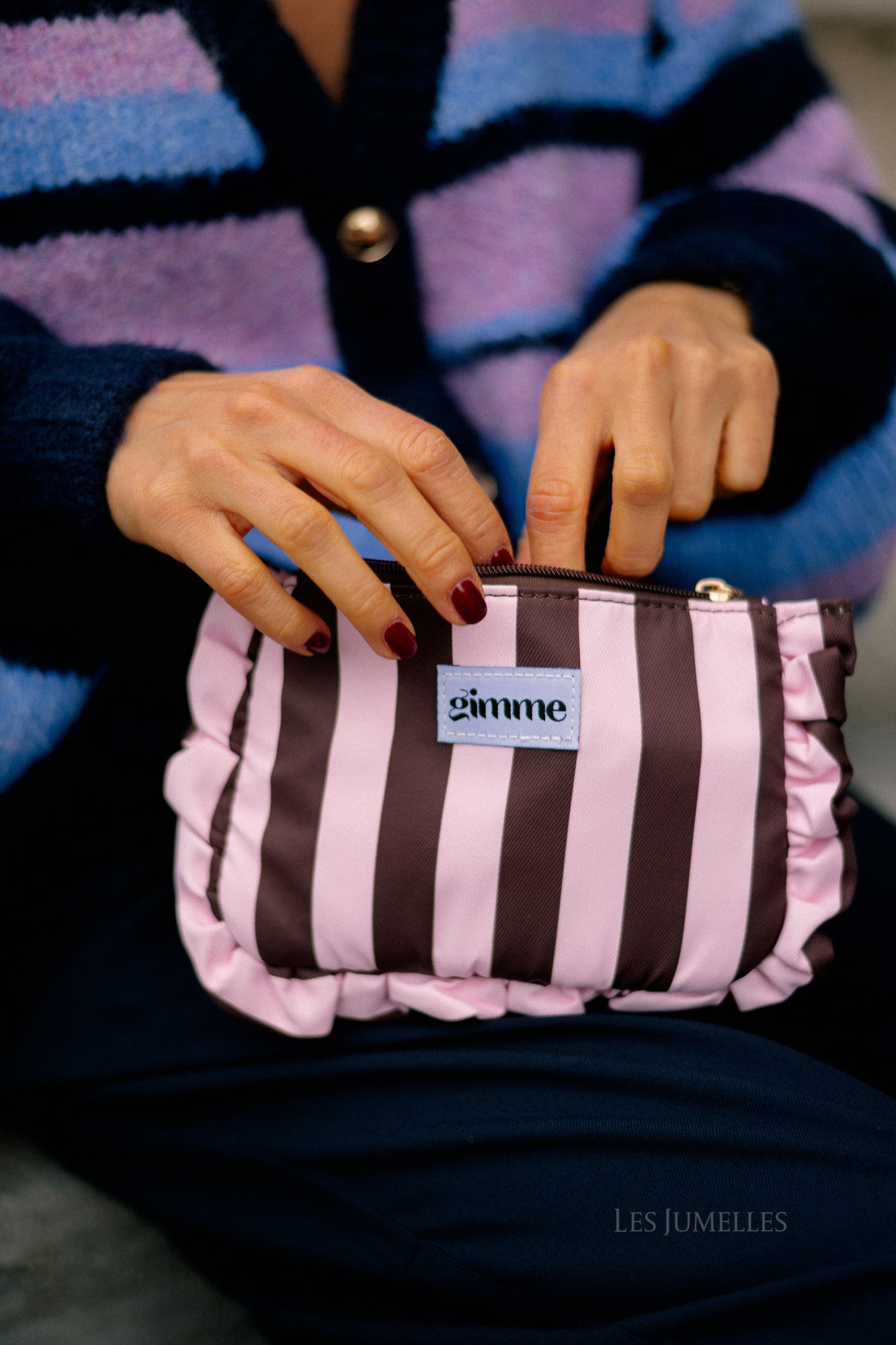 Ruffled make-up bag brown/pink stripes