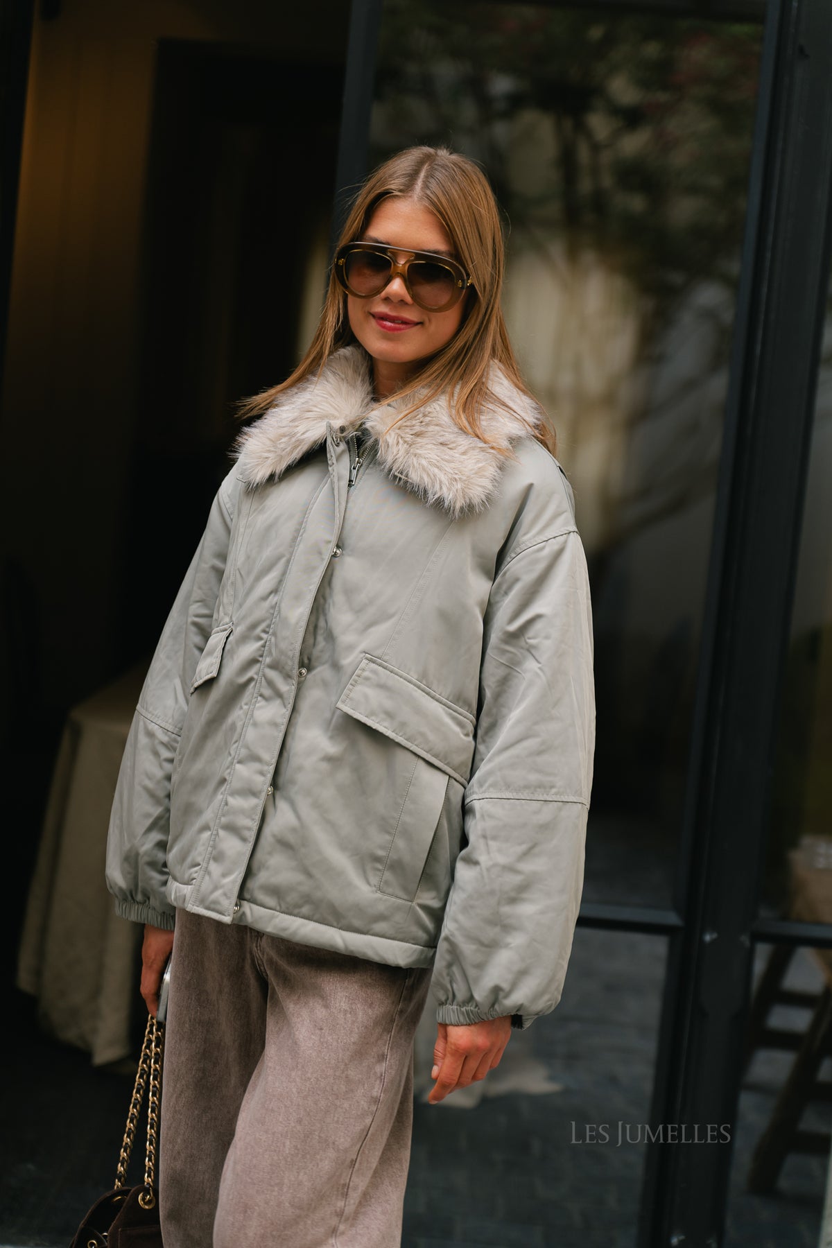 Doriana jacket shadow