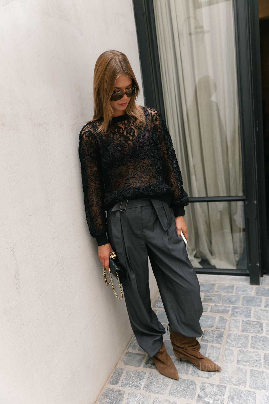 VITrofa O-neck L/S top black beauty