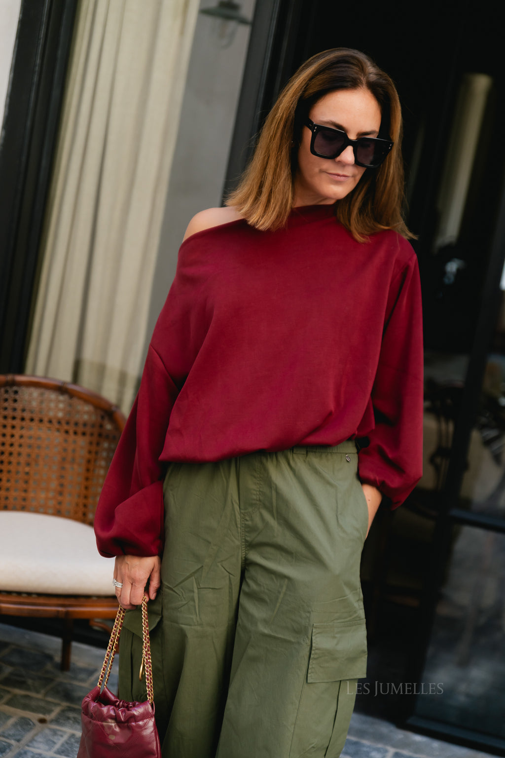 Nathalie off shoulder sweatshirt tibetan red