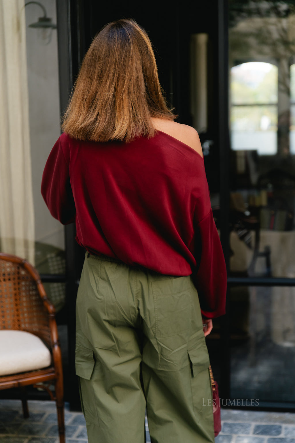 Nathalie off shoulder sweatshirt tibetan red