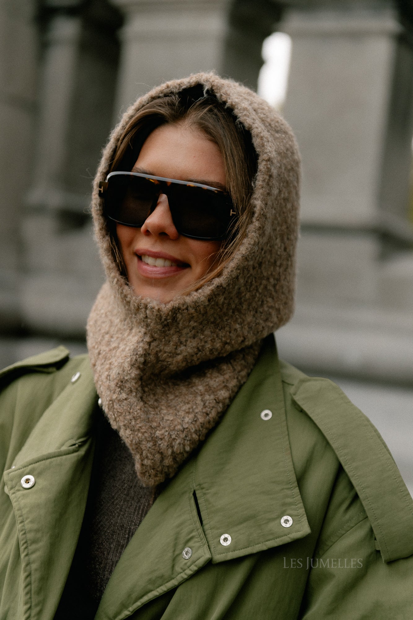 VIJanis boucle knit balaclava brown lentil