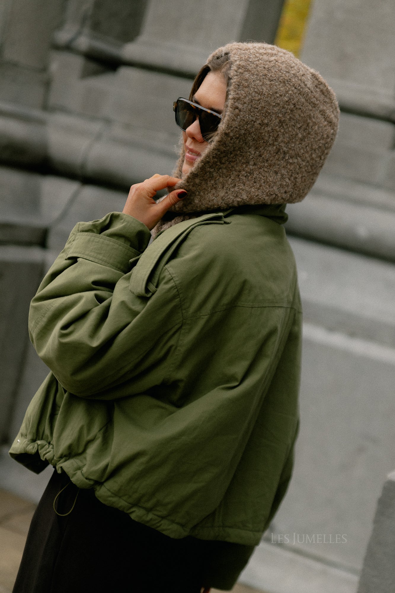 VIJanis boucle knit balaclava brown lentil