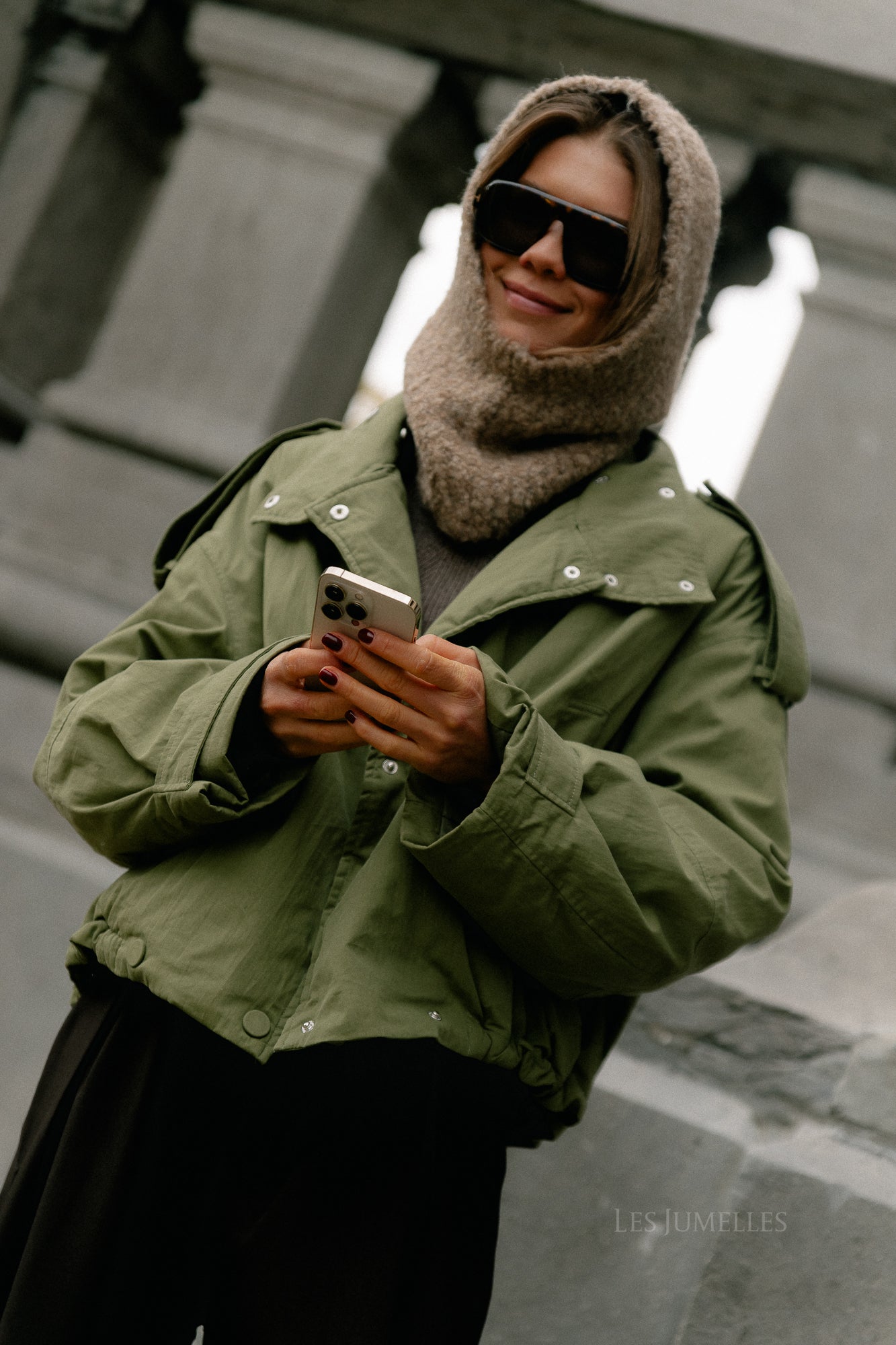 VIJanis boucle knit balaclava brown lentil