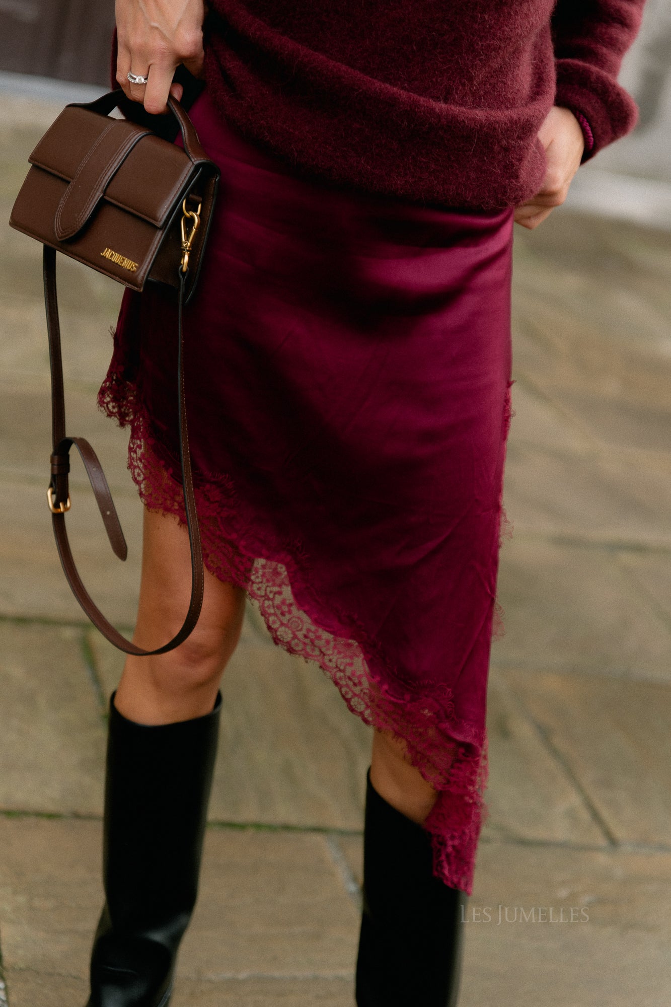 Odette lace dress burgundy