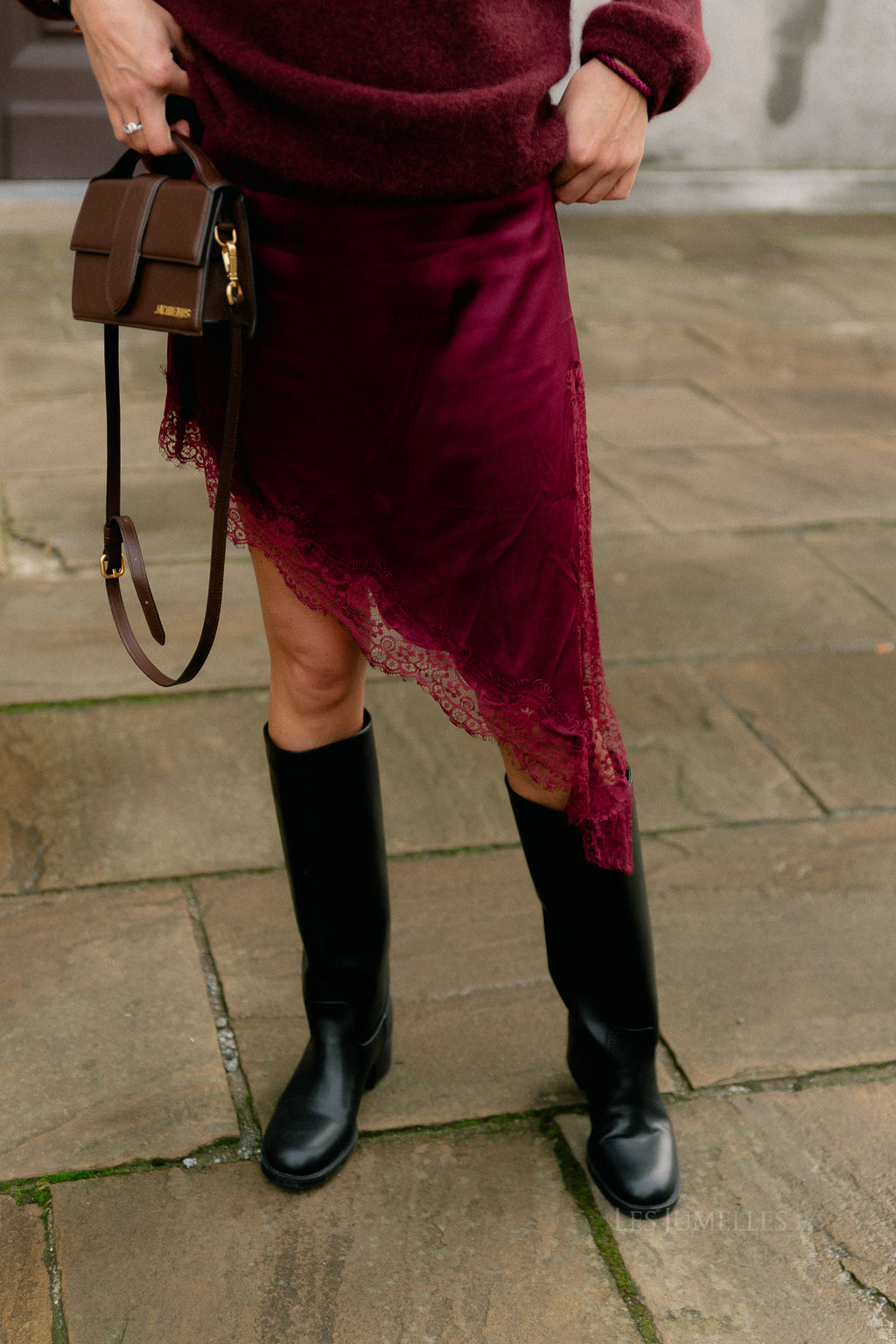 Odette lace dress burgundy