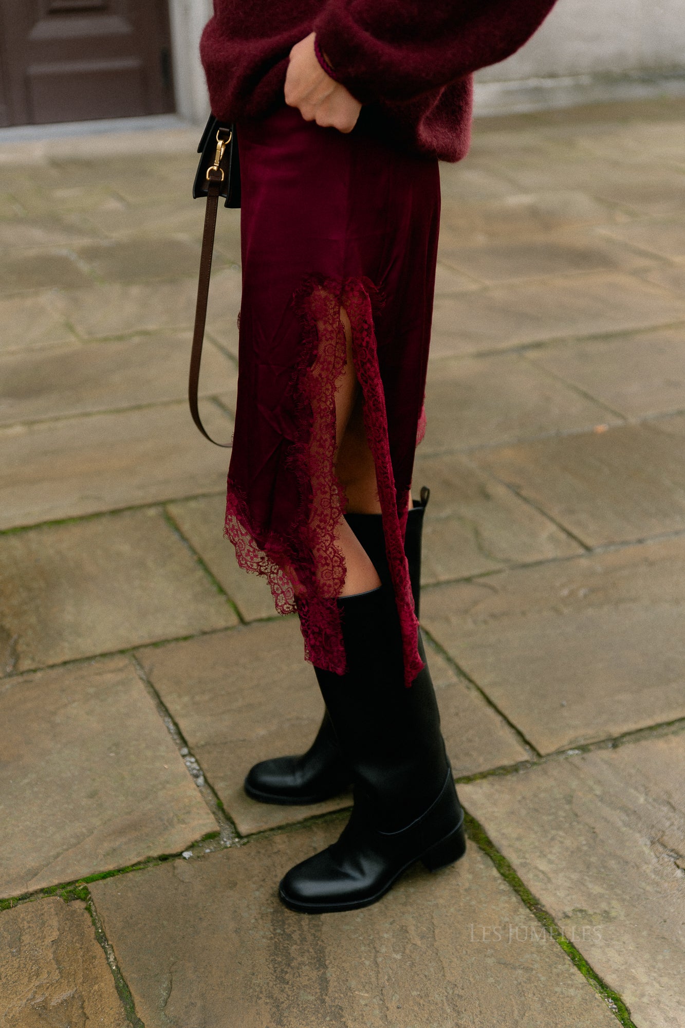Odette lace dress burgundy
