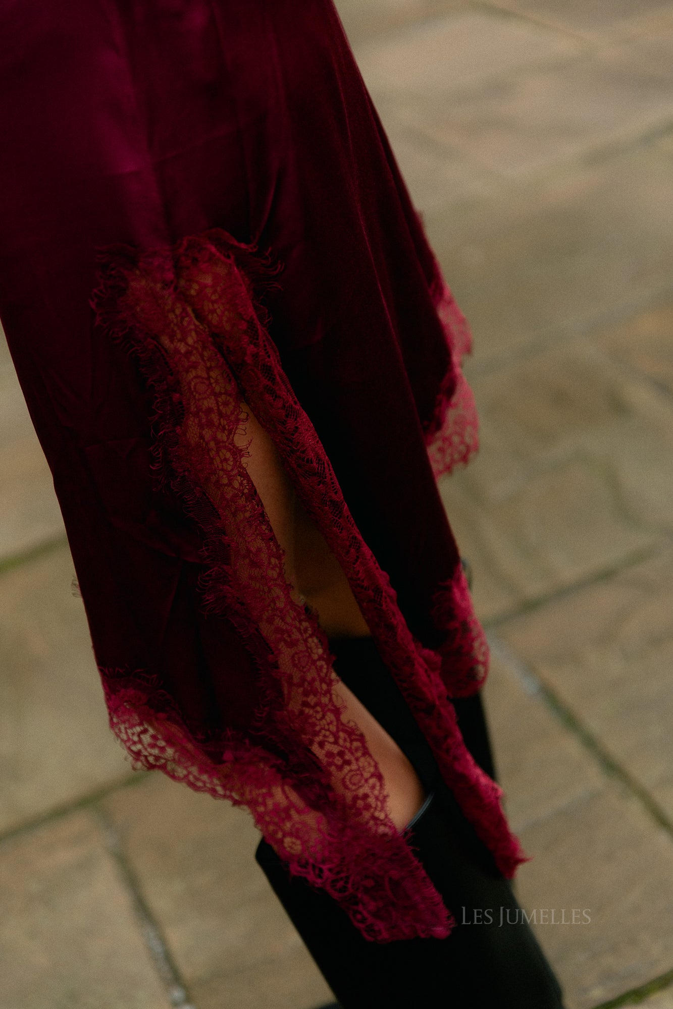 Odette lace dress burgundy