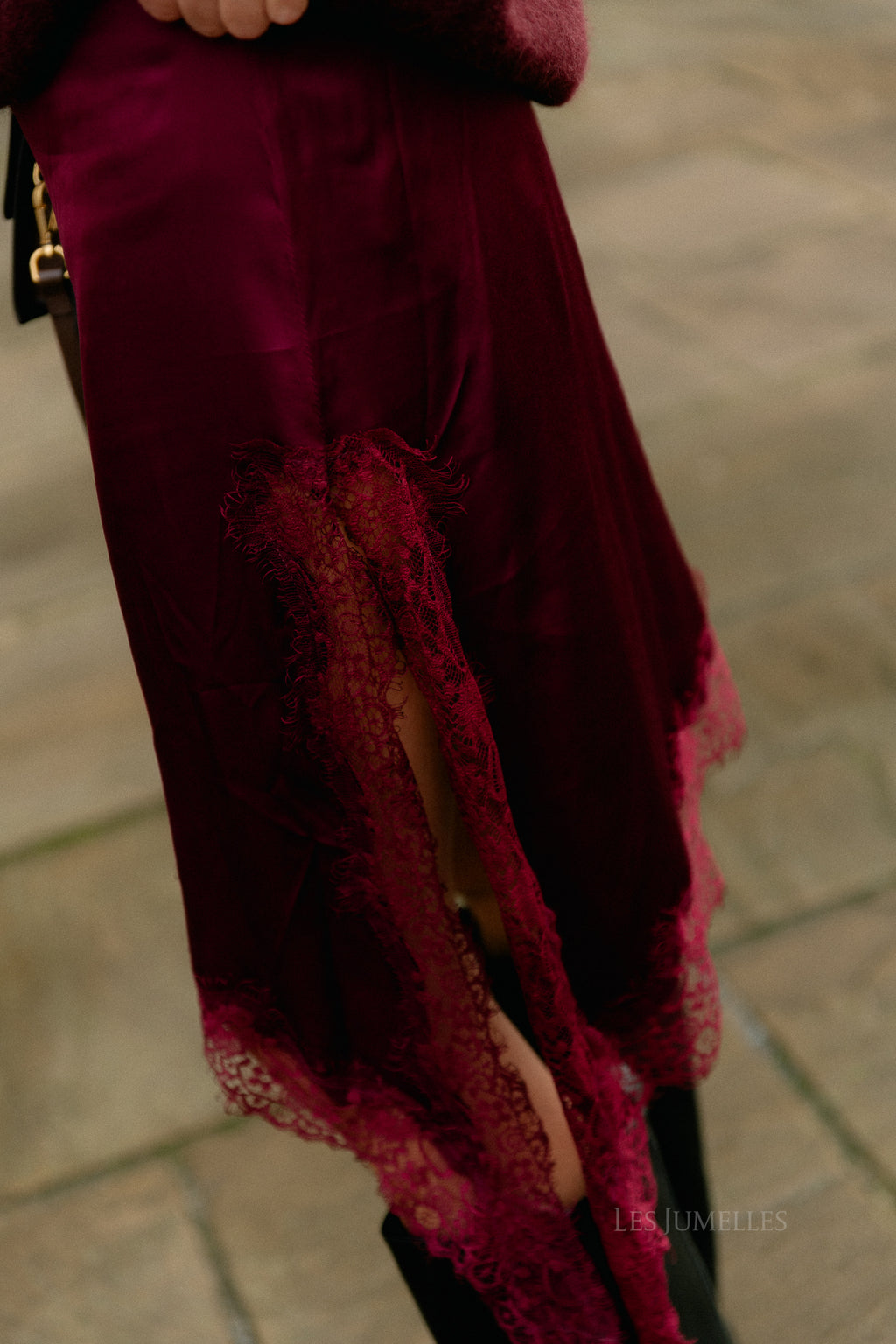 Odette lace dress burgundy