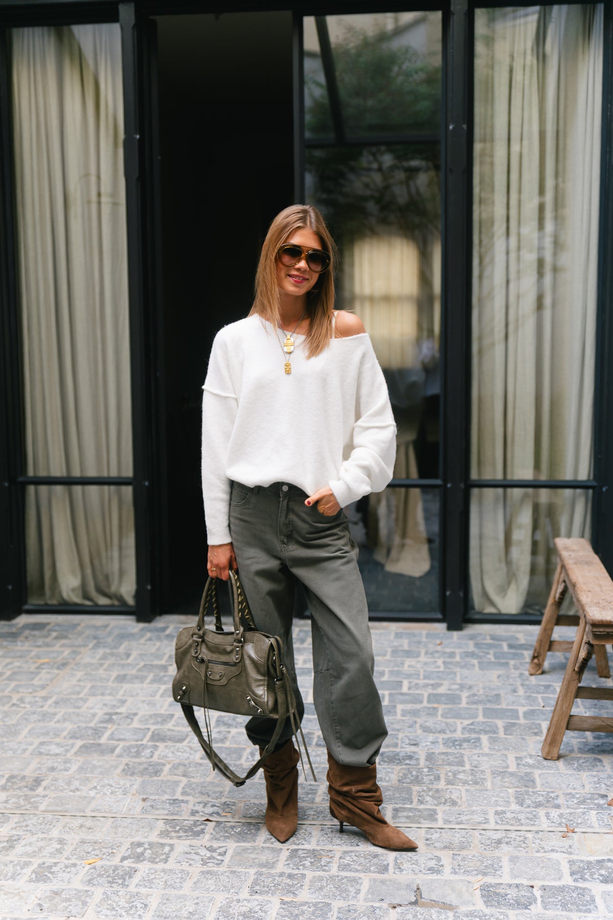 Nova off shoulder sweater off white