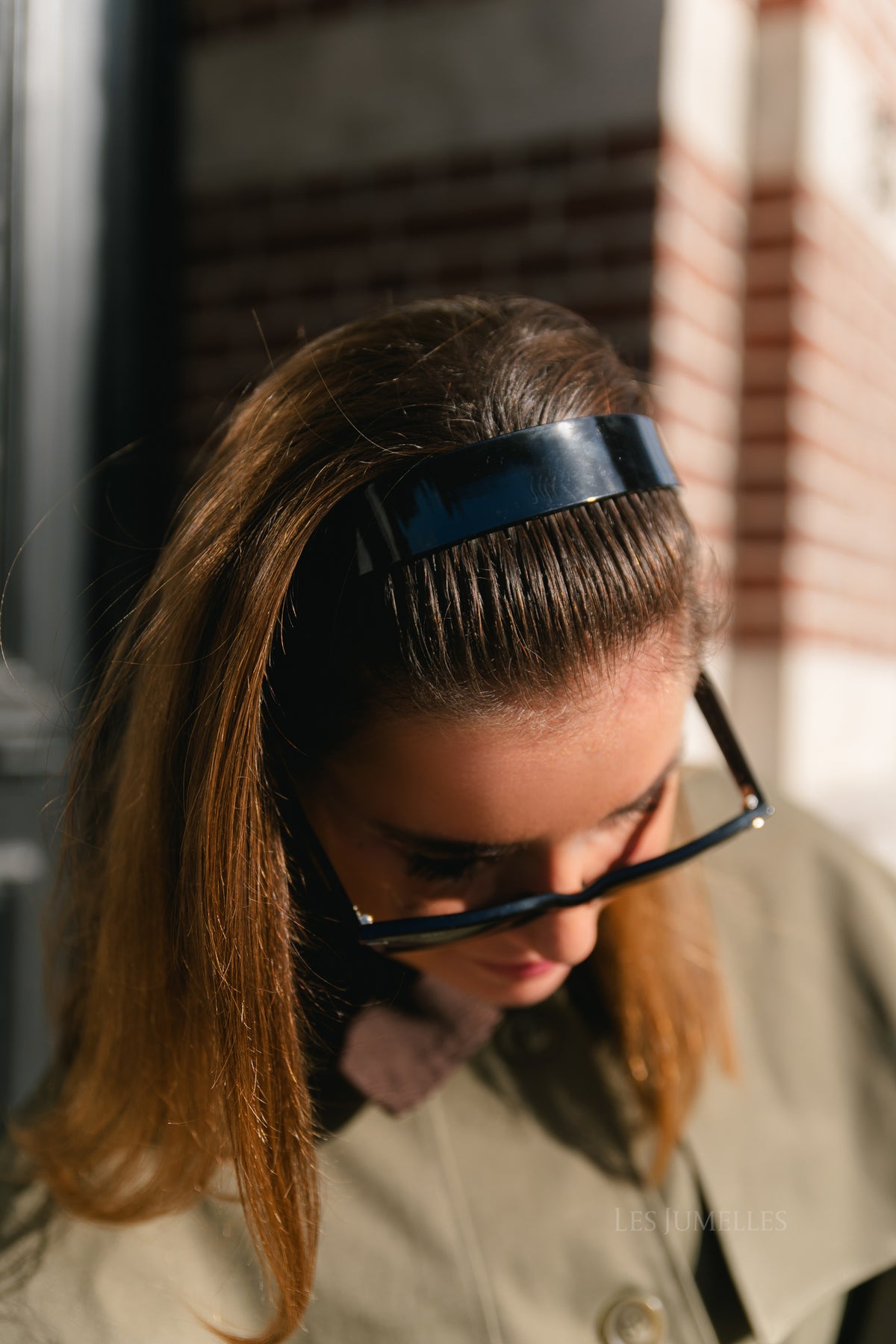 Wide headband black