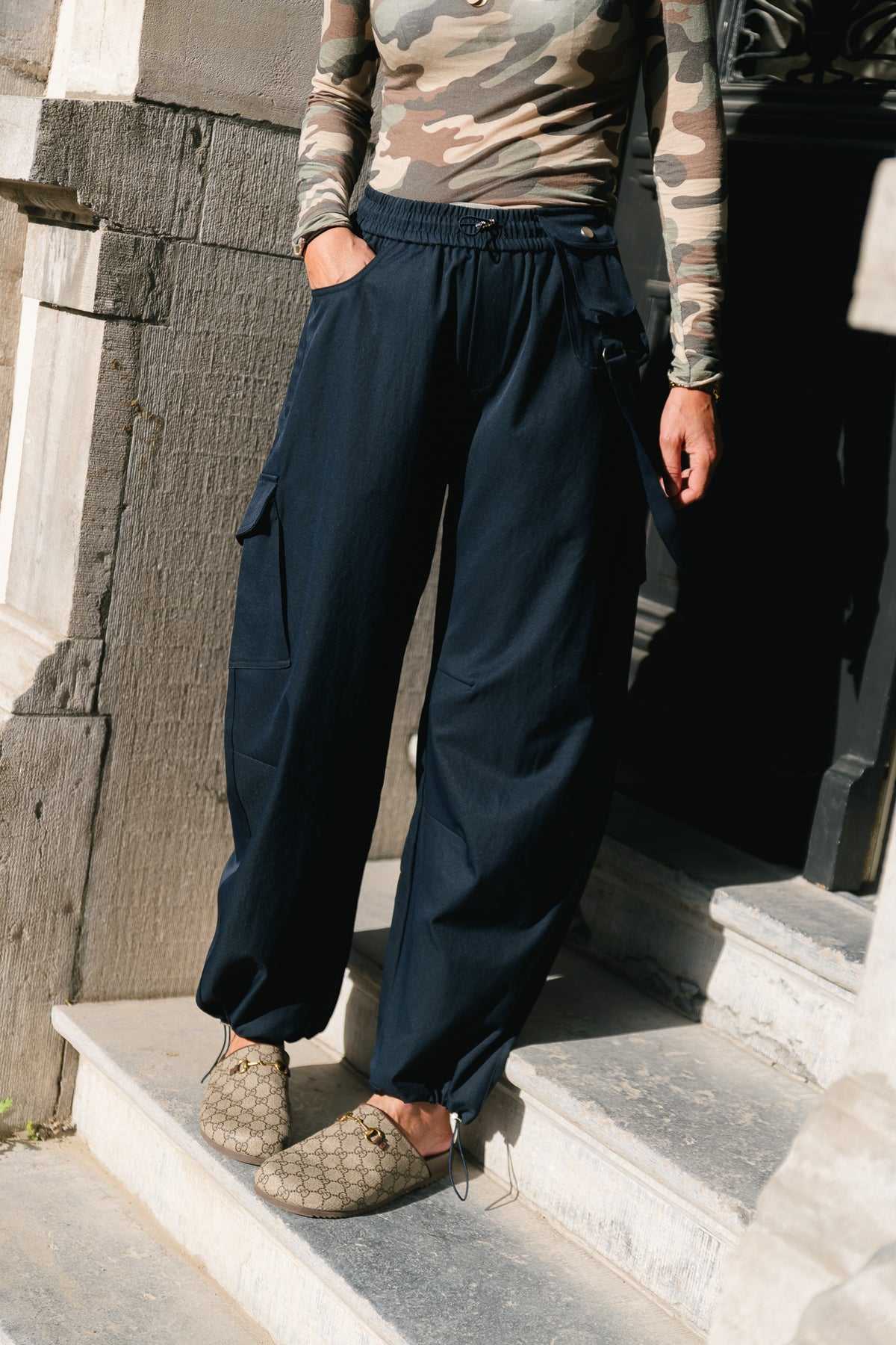 Lydia cargo pants navy
