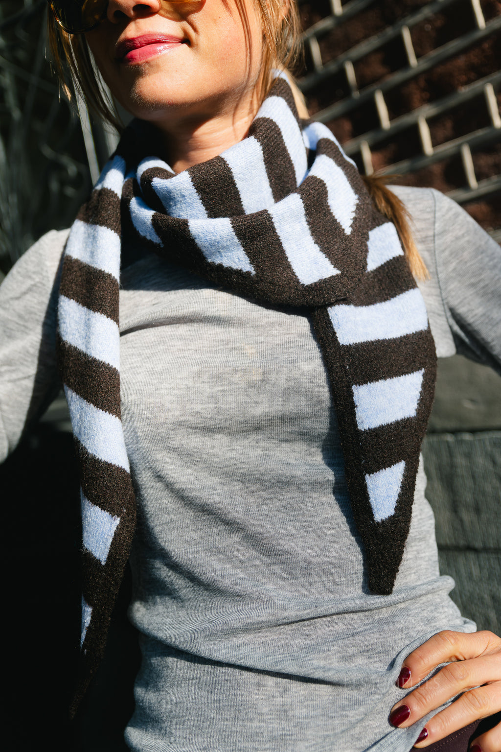 Coralie striped triangle scarf java/light blue