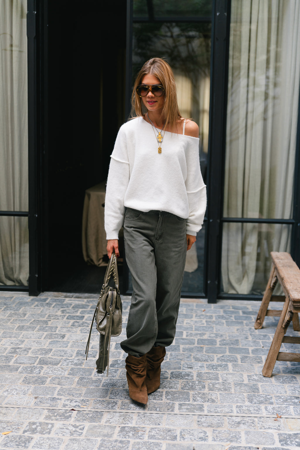 Nova off shoulder sweater off white