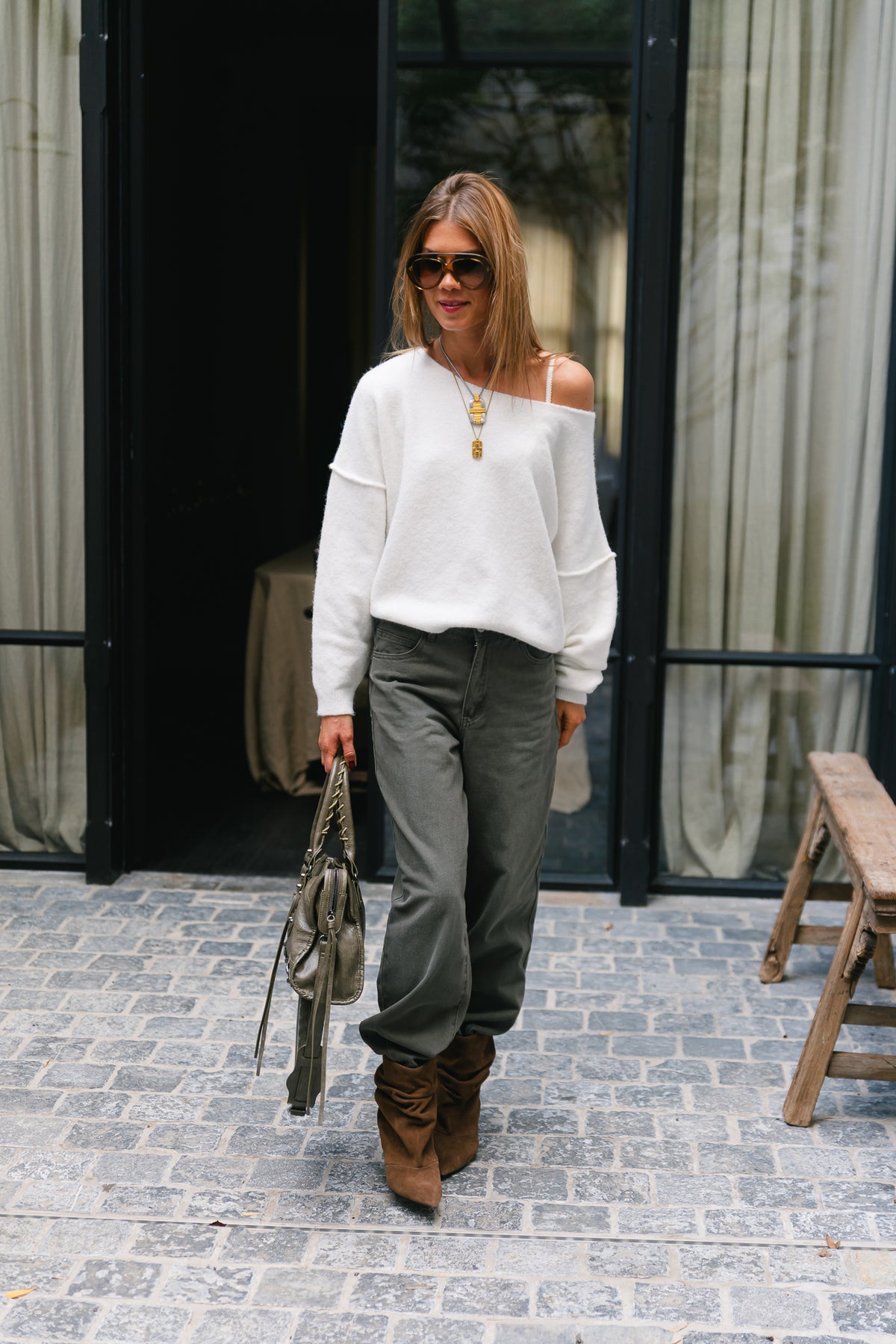 Nova off shoulder sweater off white