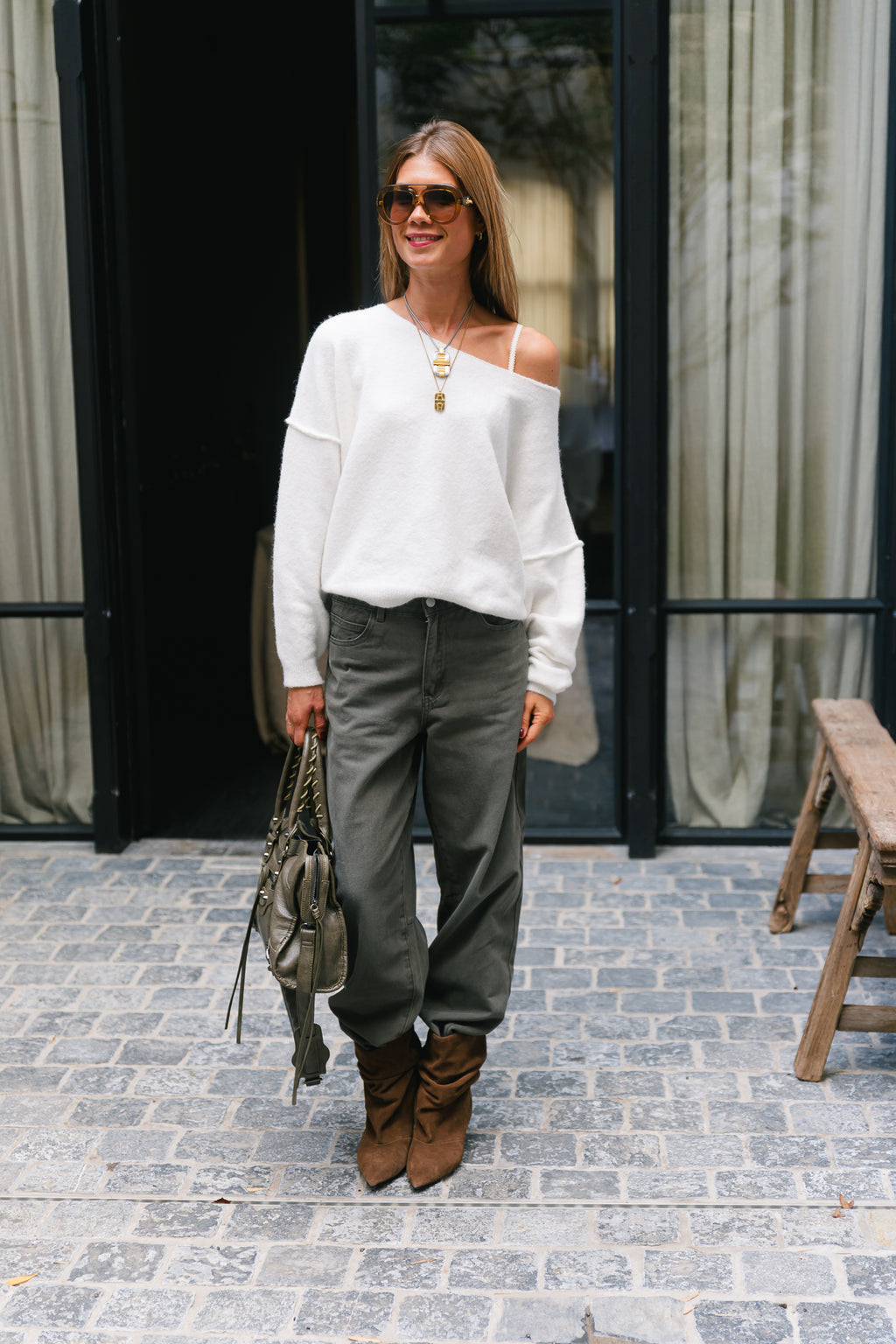 Nova off shoulder sweater off white
