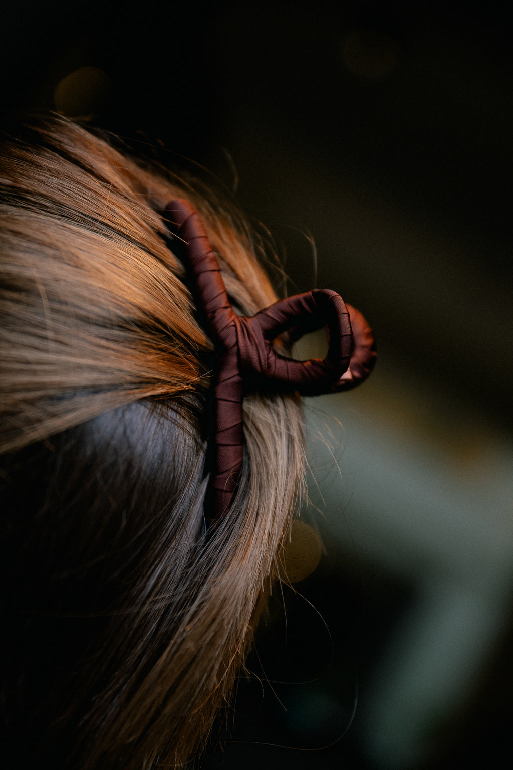Luster Celabrina hair claw brown tortoise