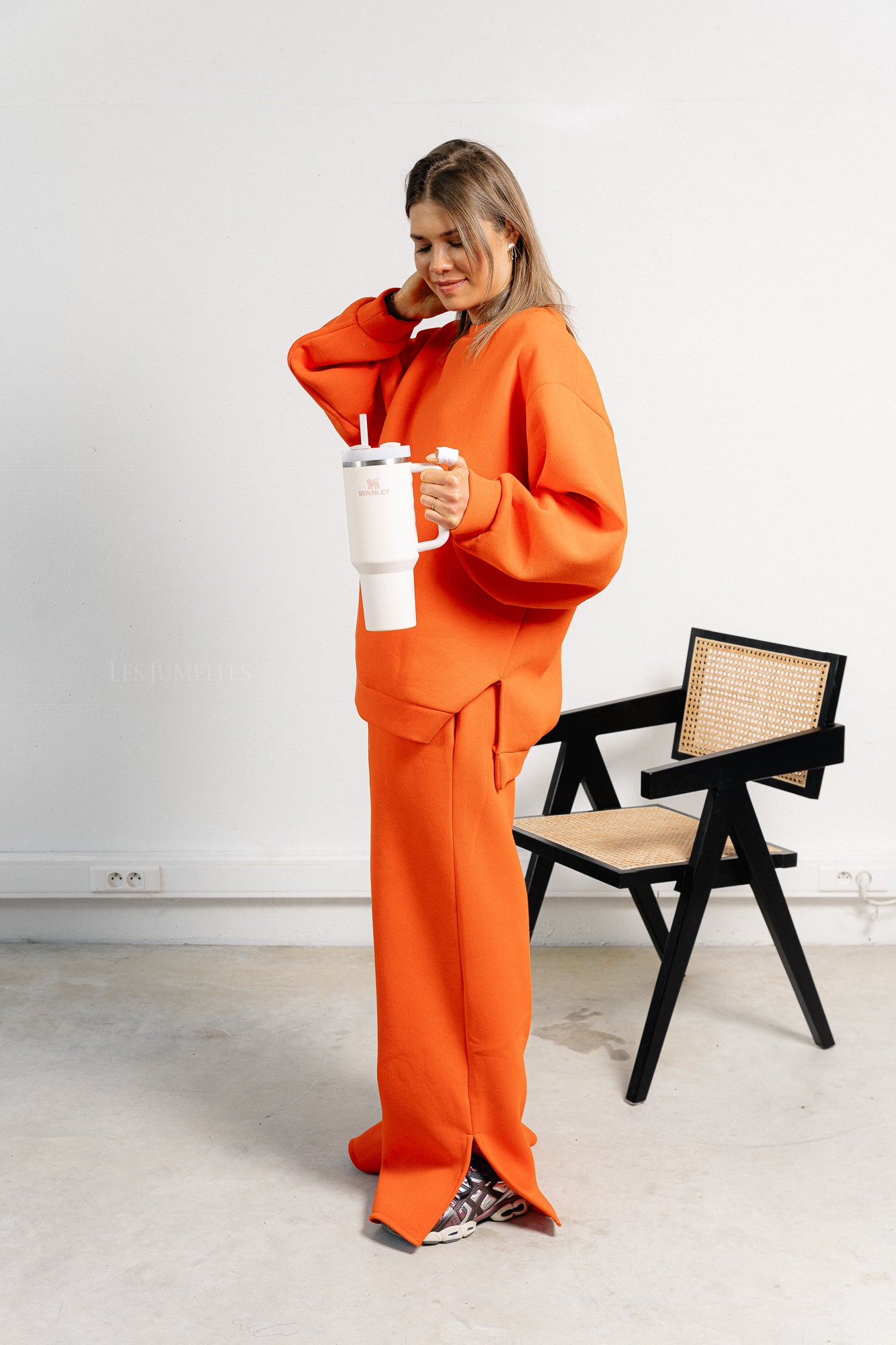 Emelyne sweat pants with split orange