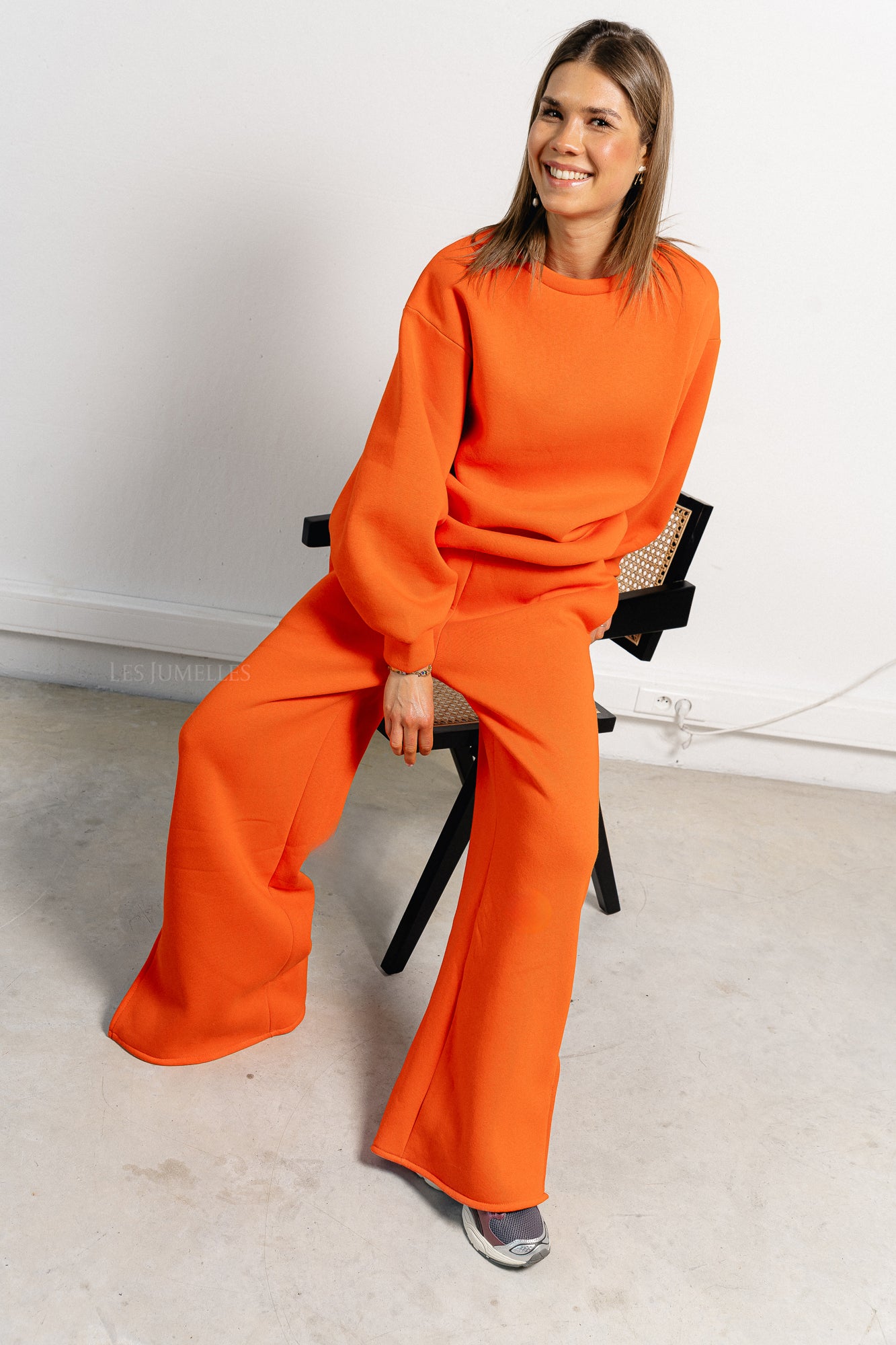 Emelyne sweat pants with split orange