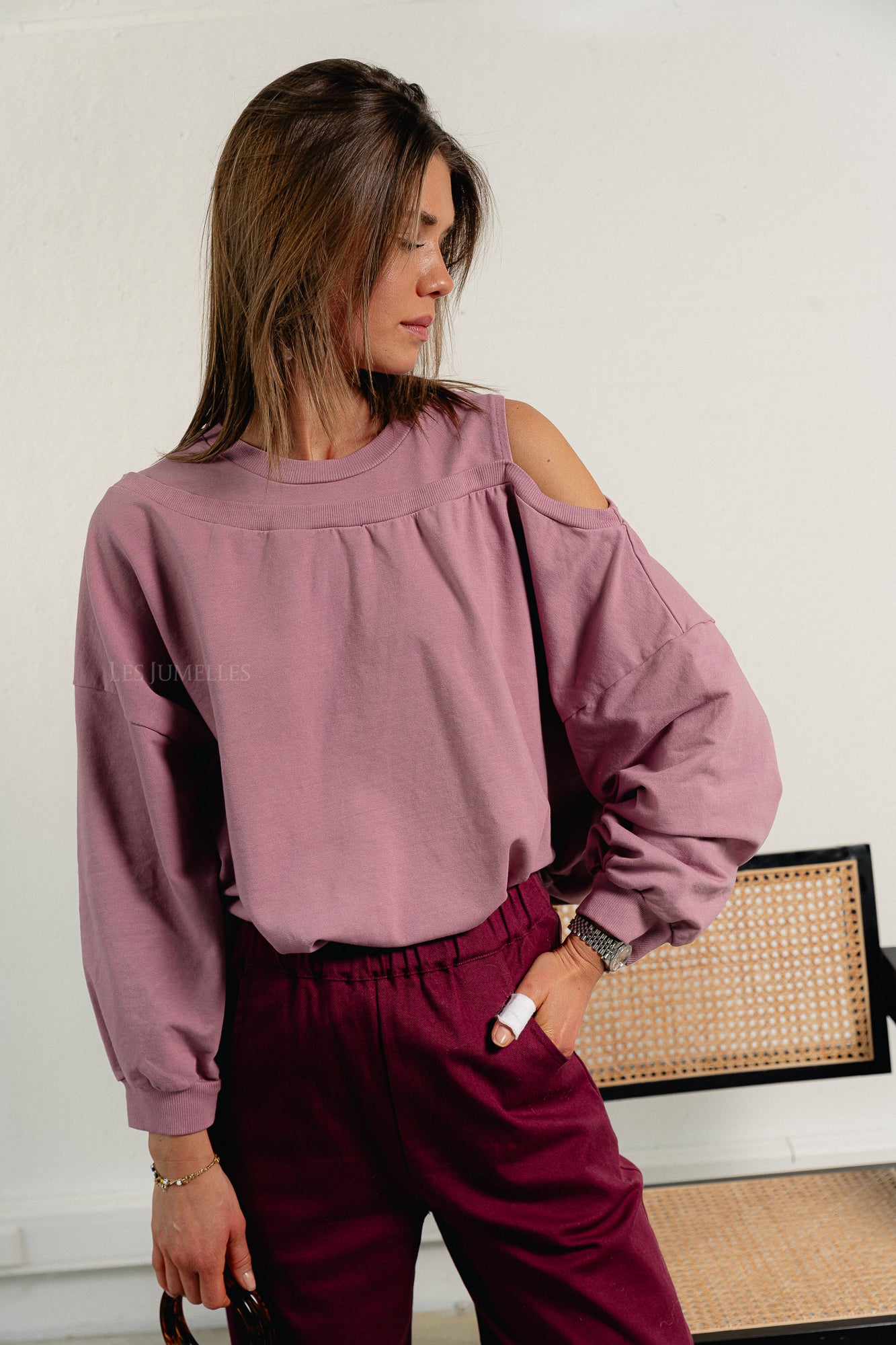 Luna off shoulder sweatshirt old rose