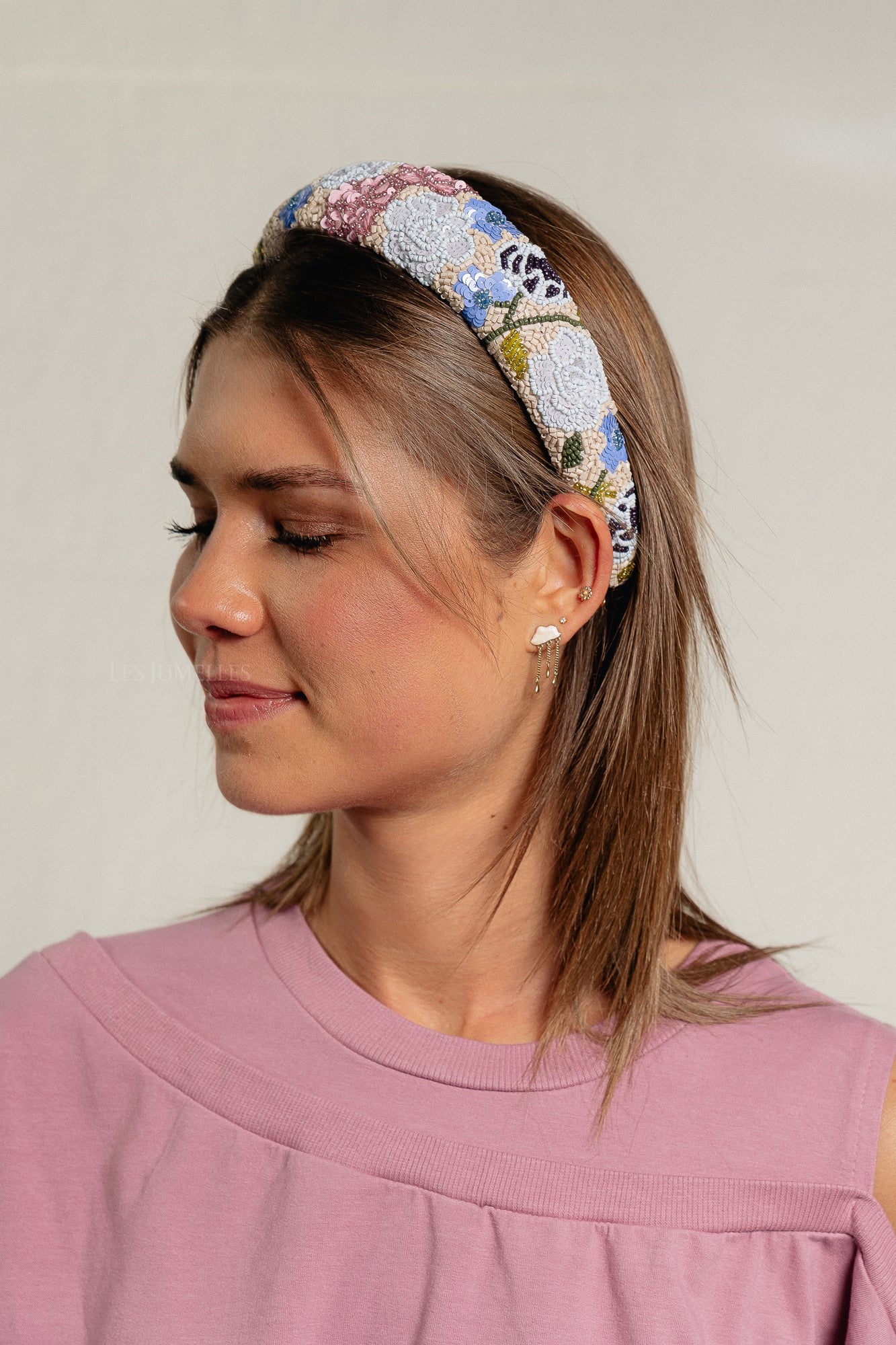 Fleuriora wide beaded hairbrace birch white