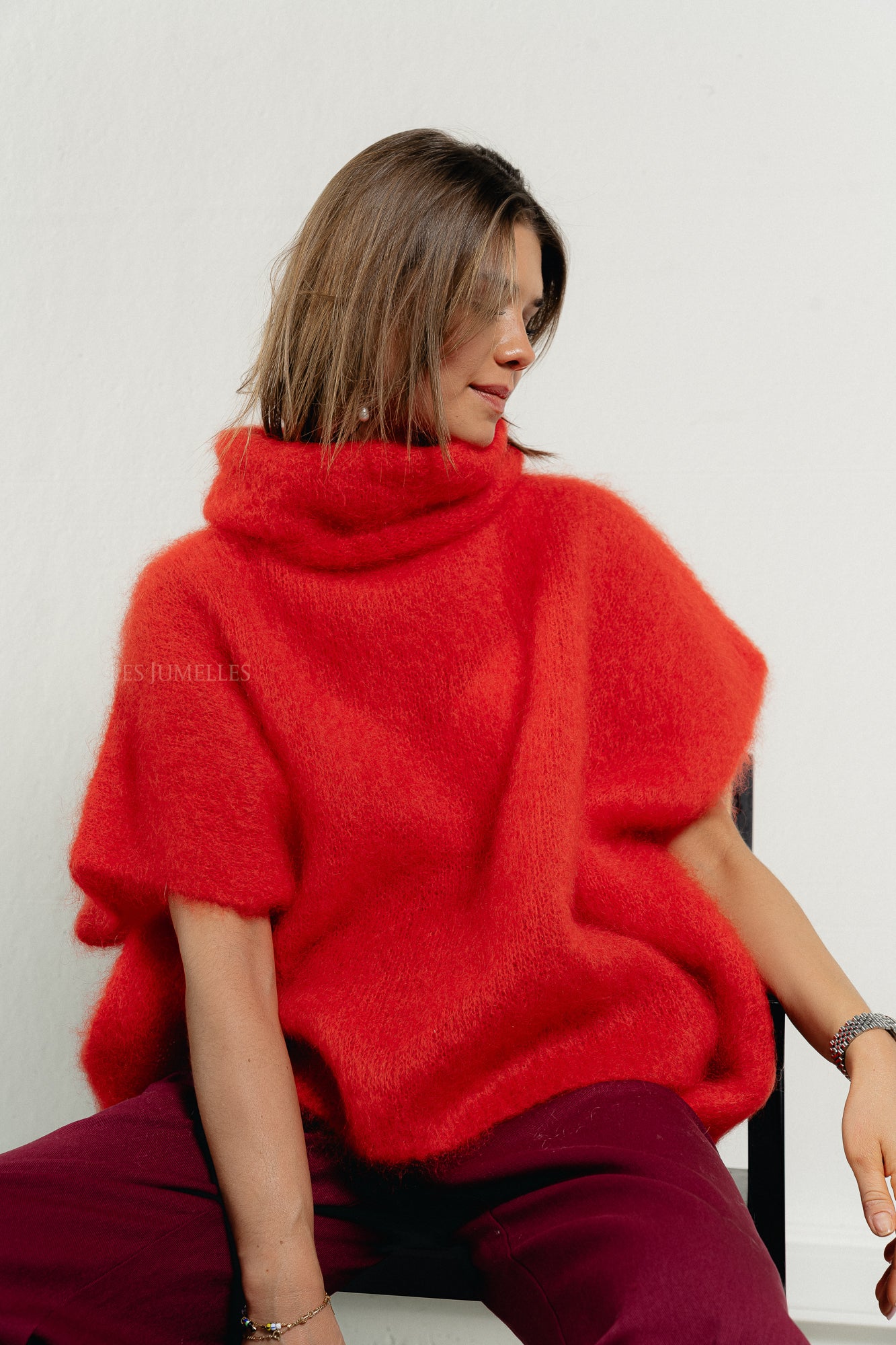 Manon roll neck jumper red