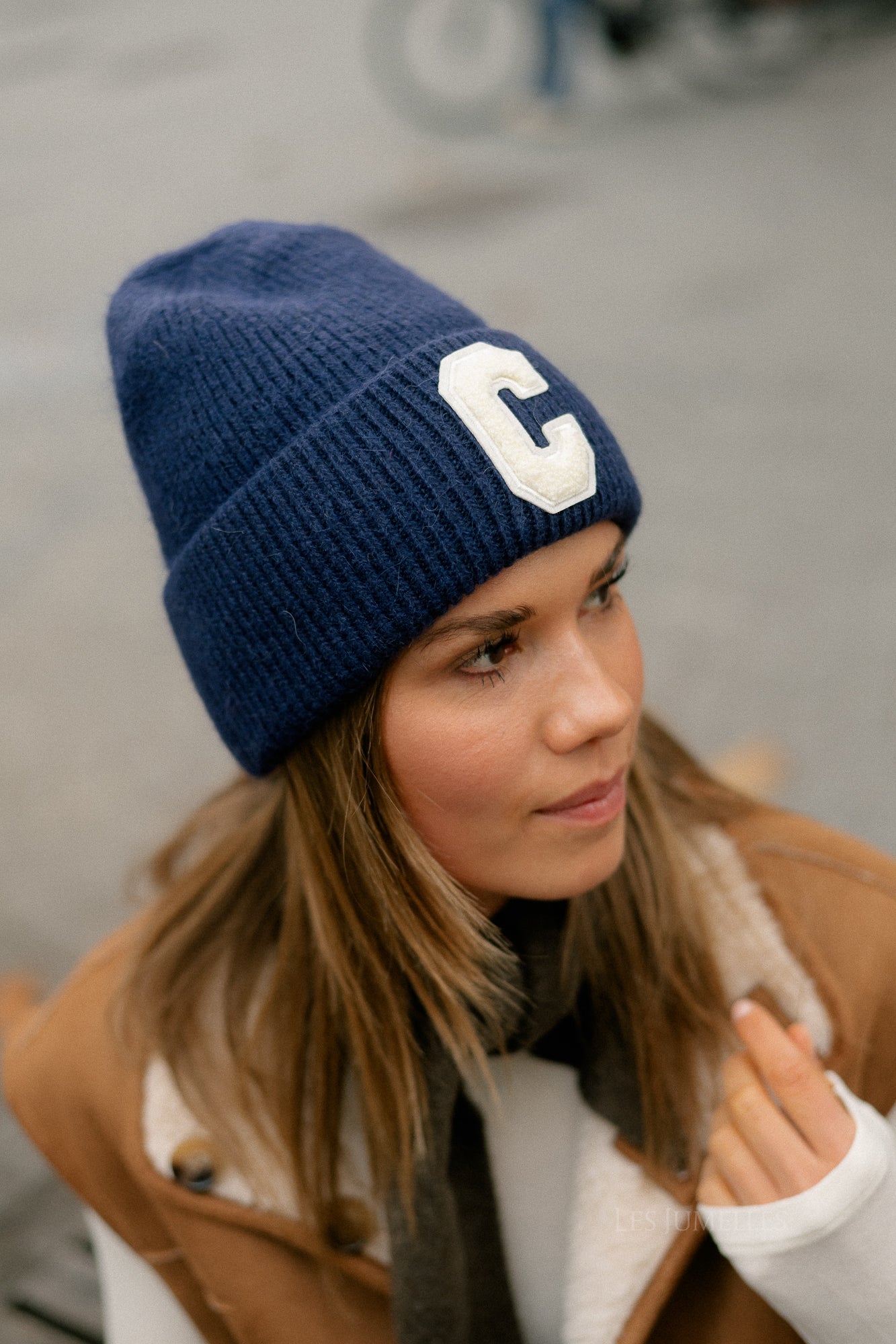 'C' muts marineblauw