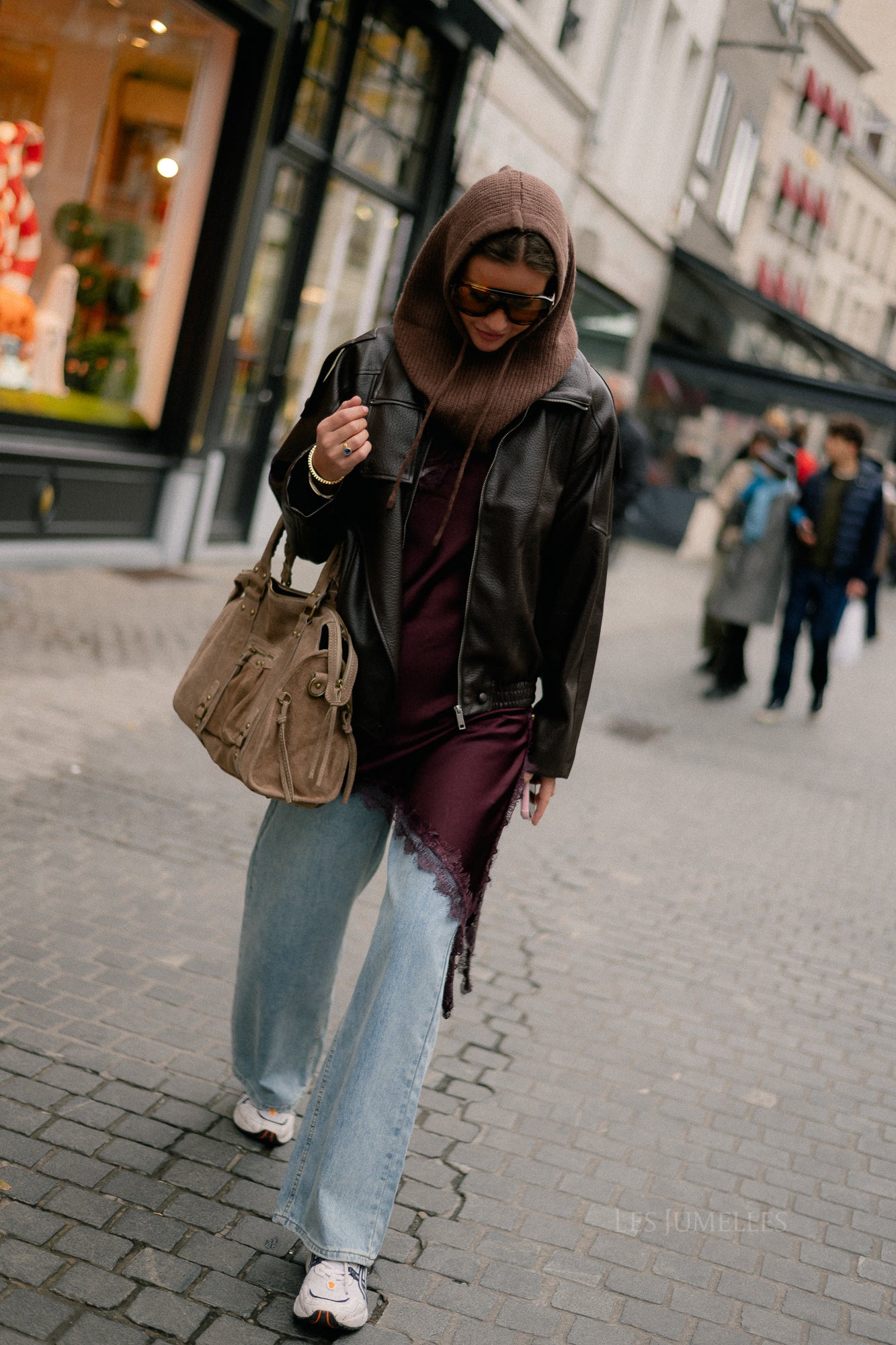 Amelie lace dress aubergine