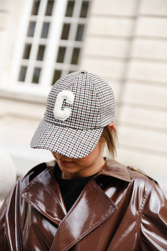 Les Jumelles 'C' Cap pied de poule print burgundy/green