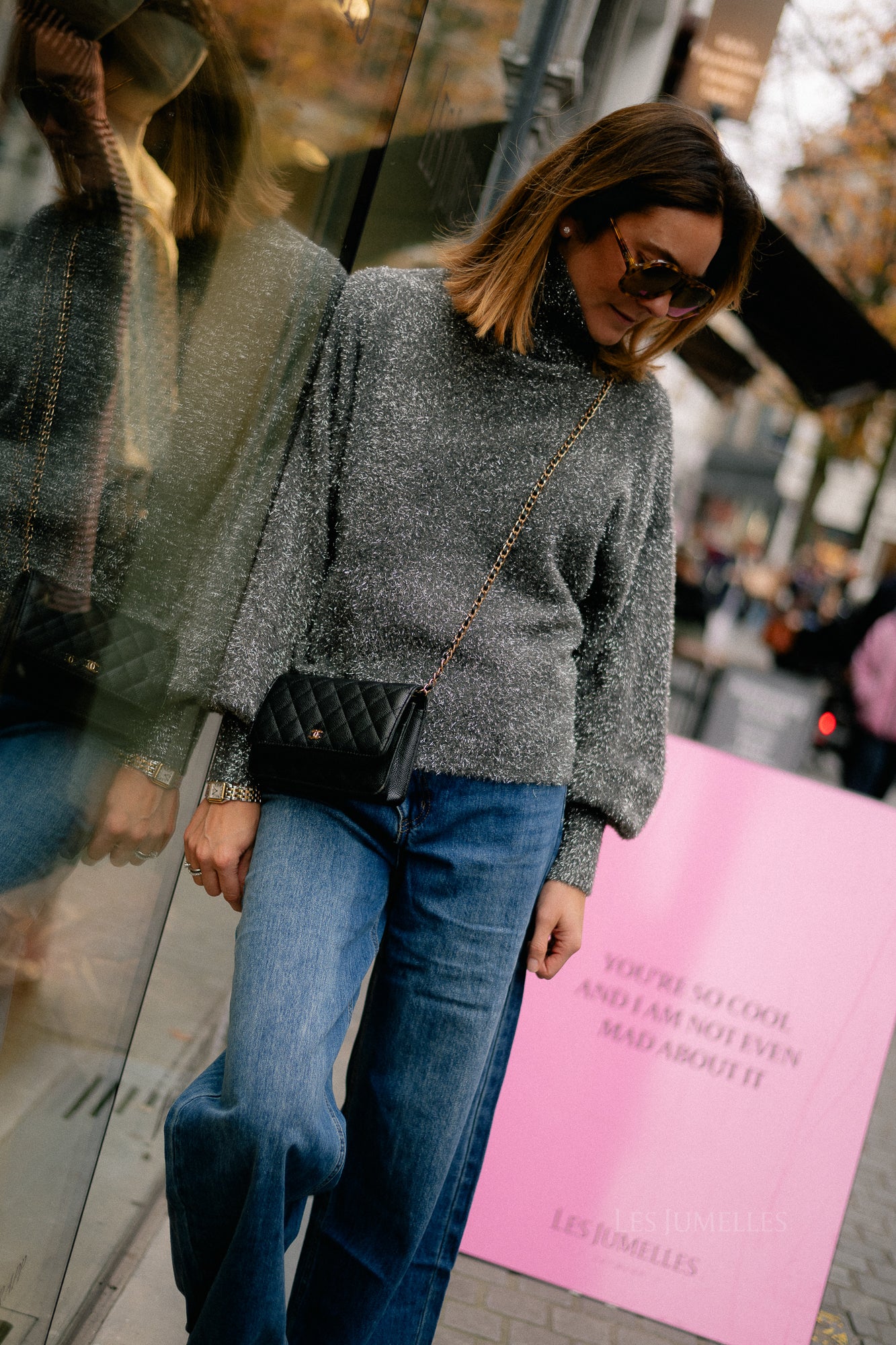 YASListra LS glitter pullover magnet