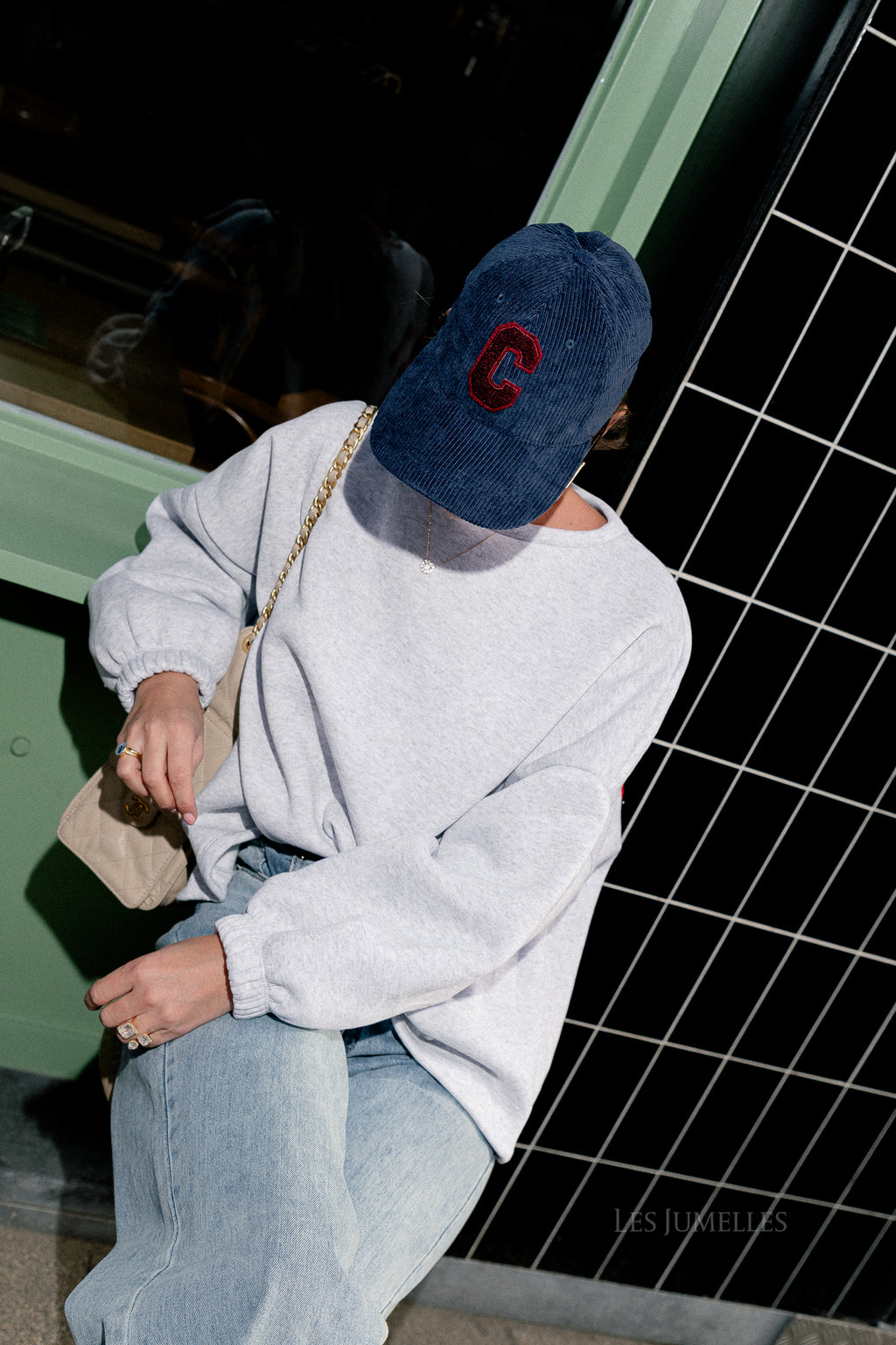 Casquette 'C' velours bleu marine