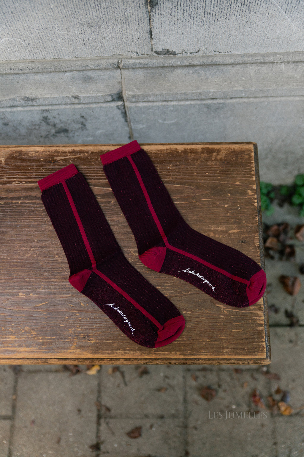 Chaussettes à rayures pailletées rouge figue