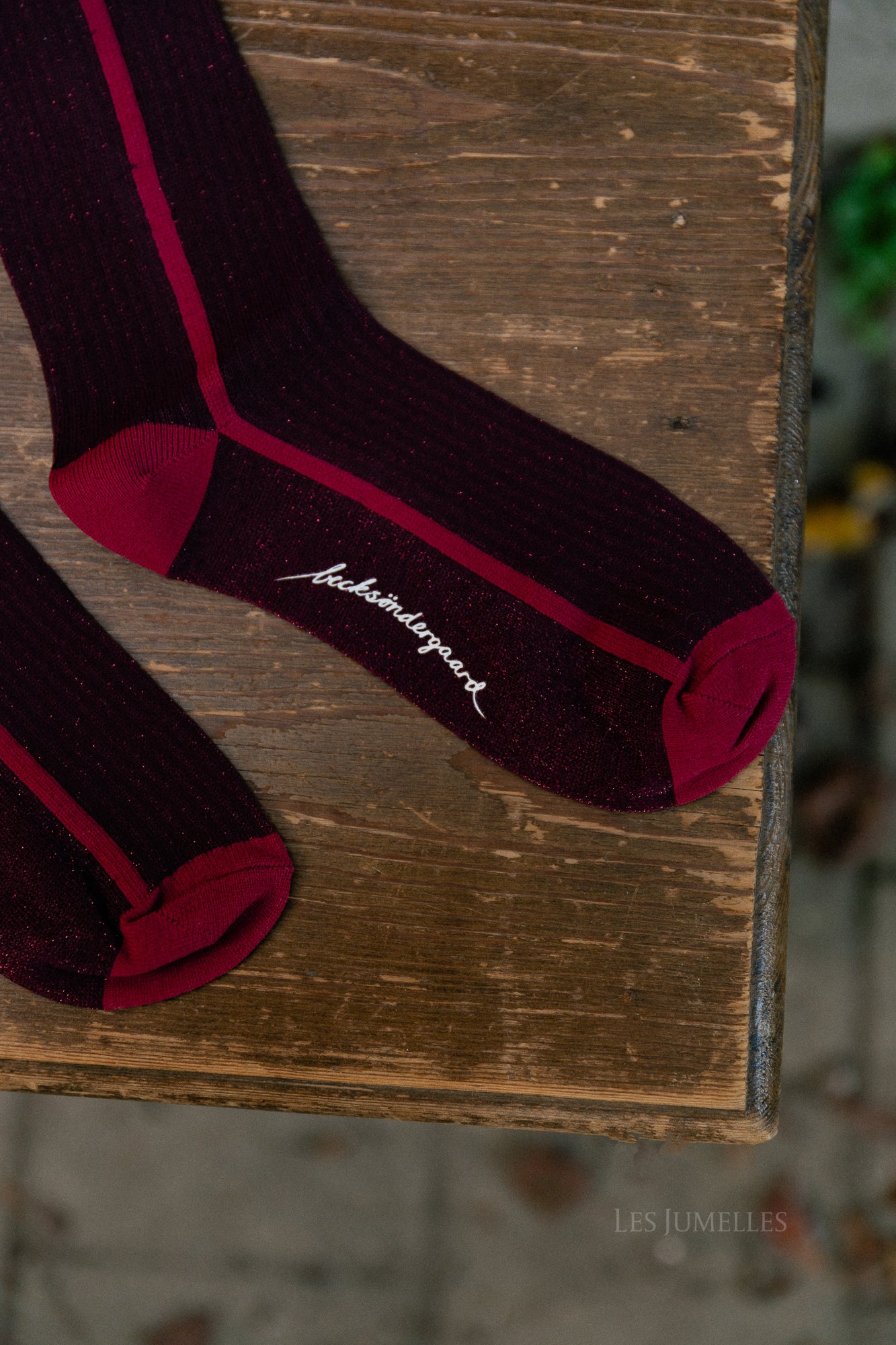 Chaussettes à rayures pailletées rouge figue