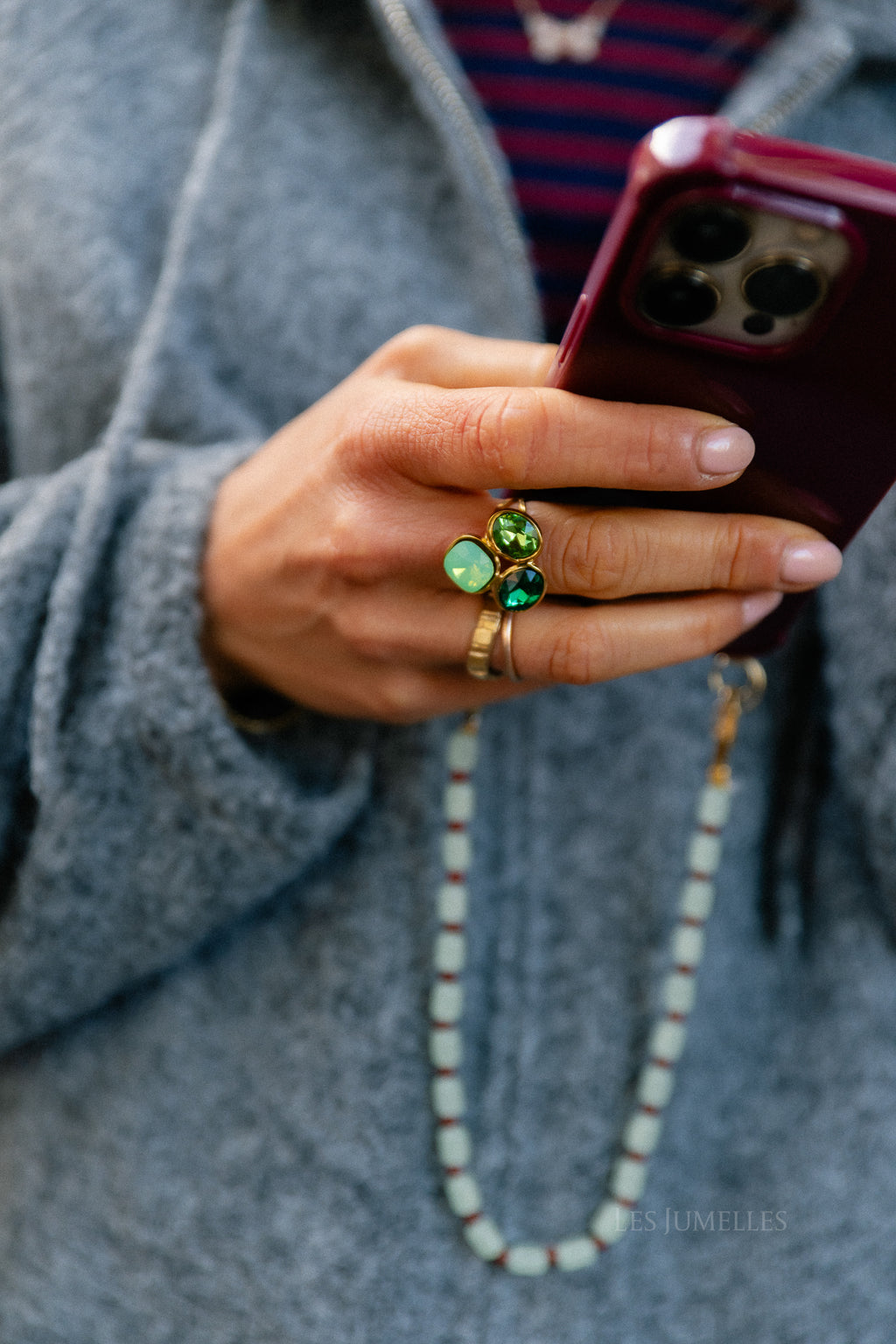 Three stone ring green