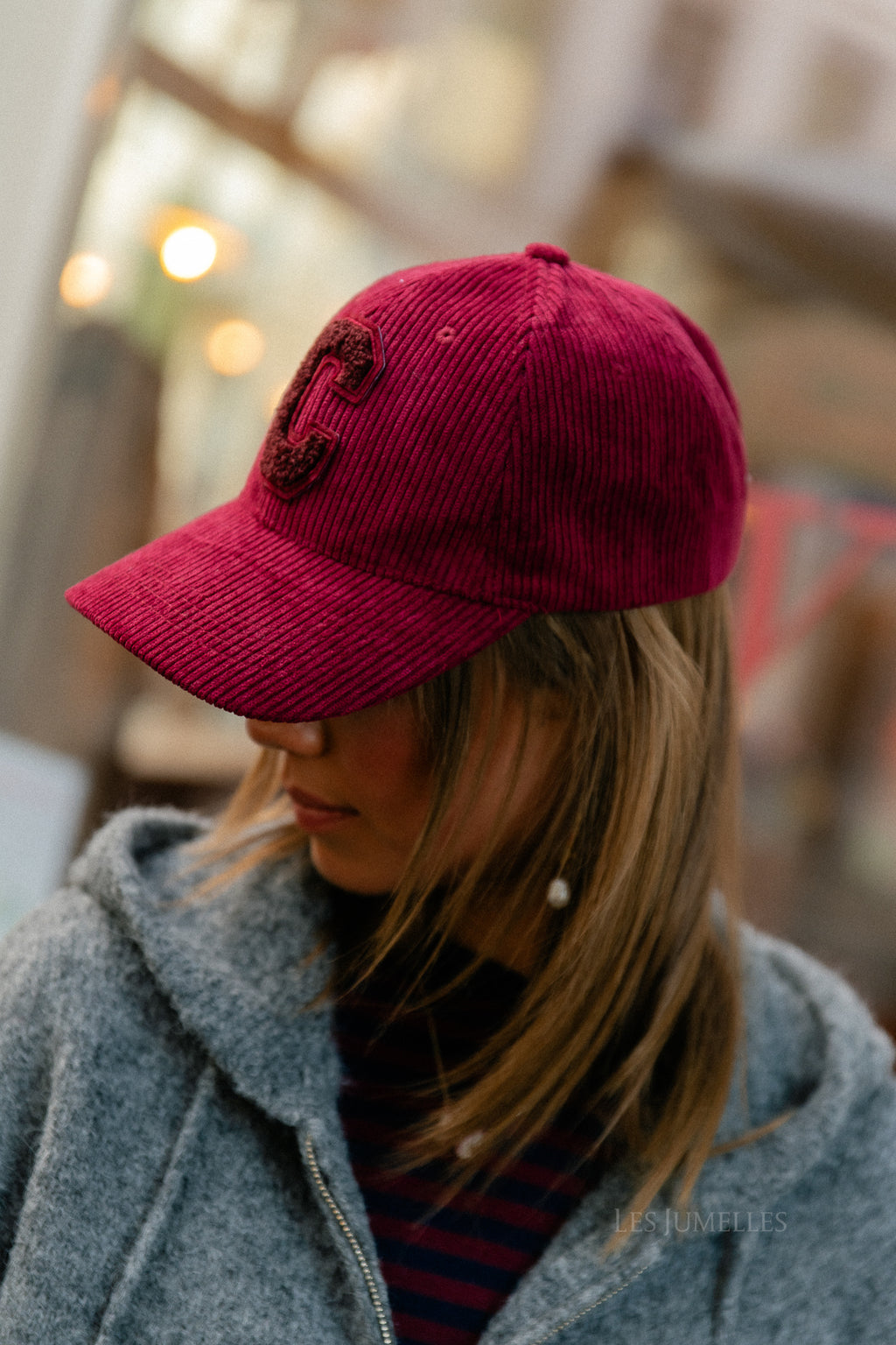 'C' Cap velvet burgundy