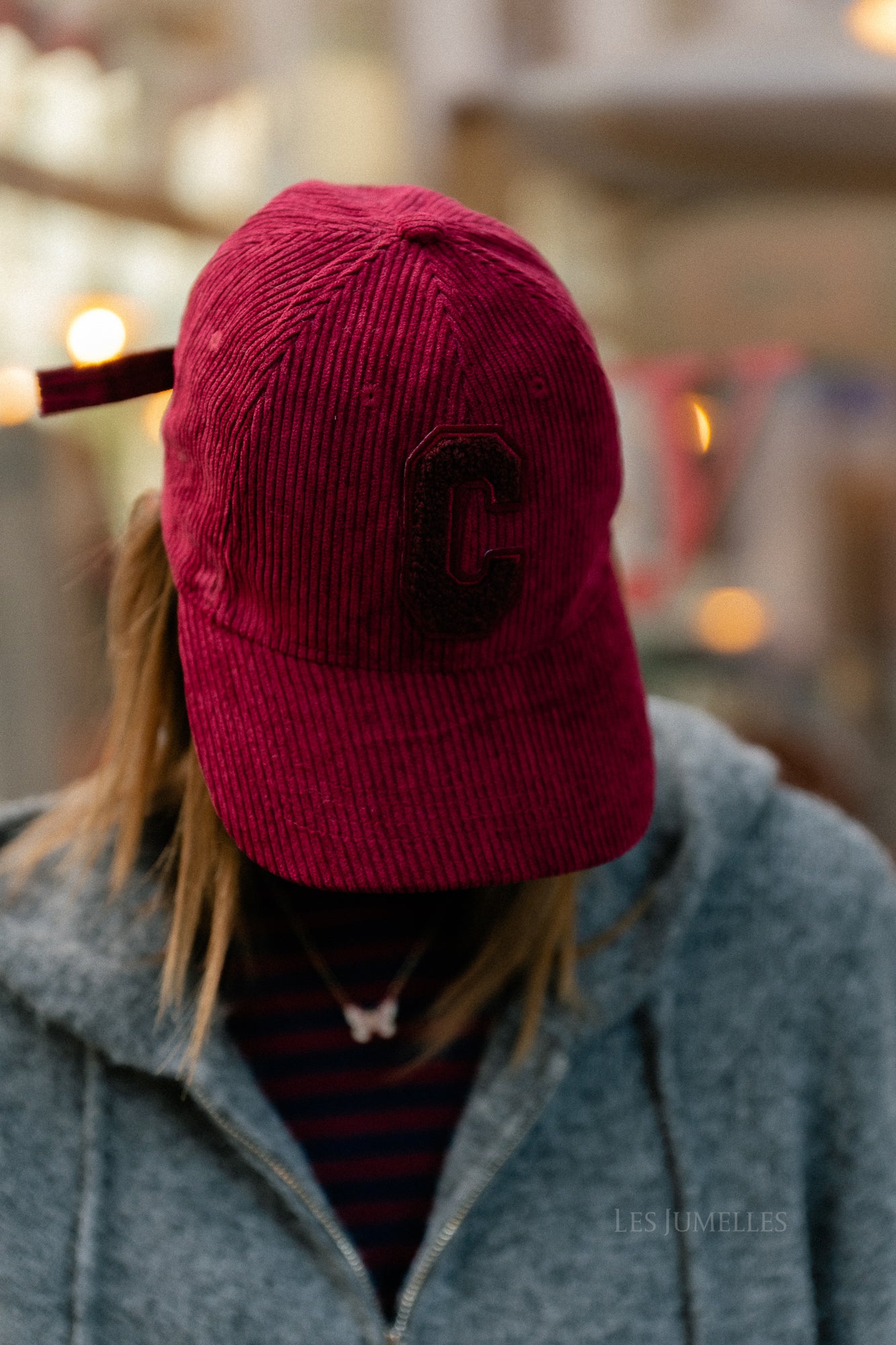 'C' Cap velvet burgundy