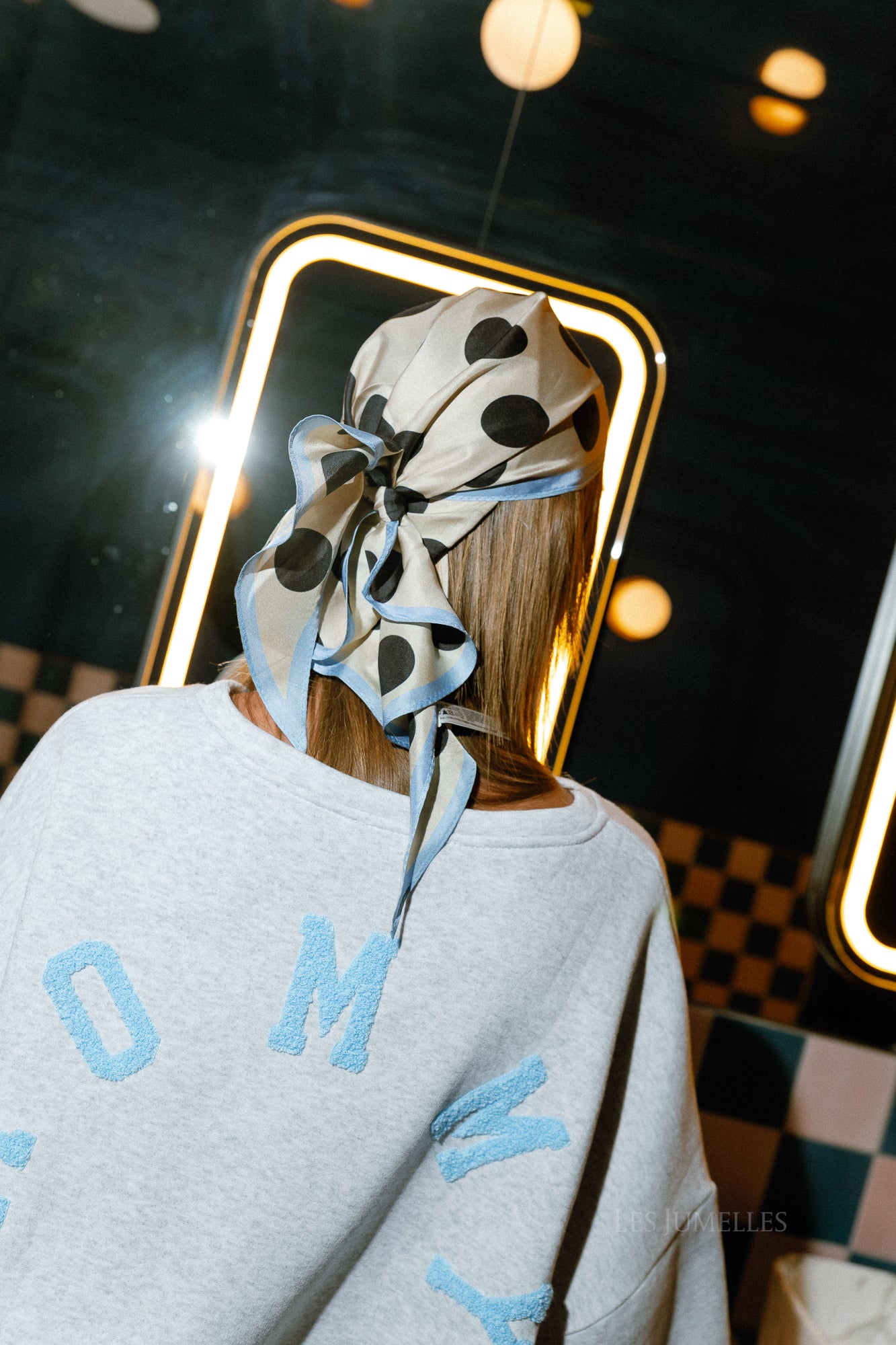 Maxi polka triangle sia scarf birch white